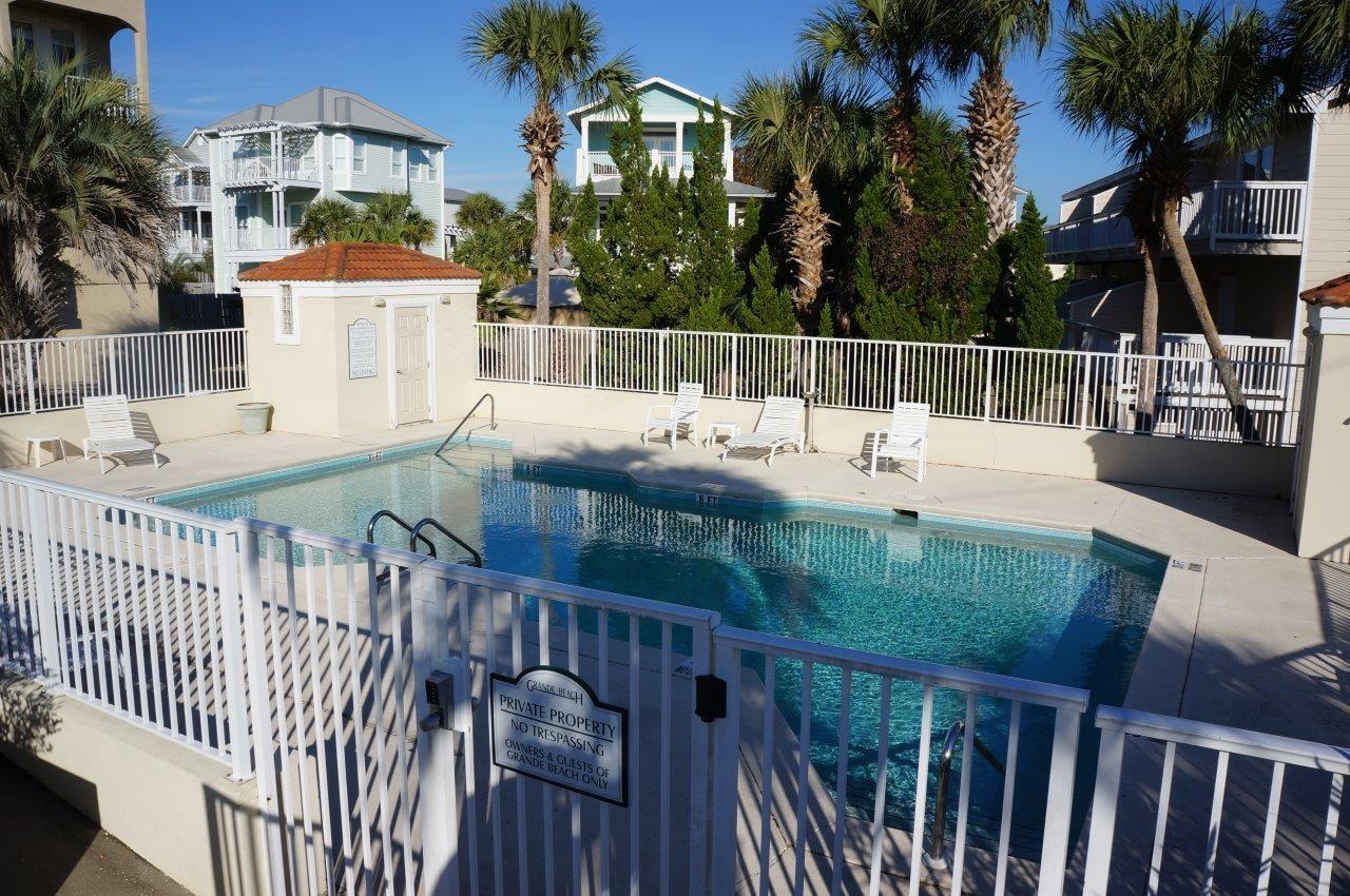 GRANDE BEACH PH 2 - Residential