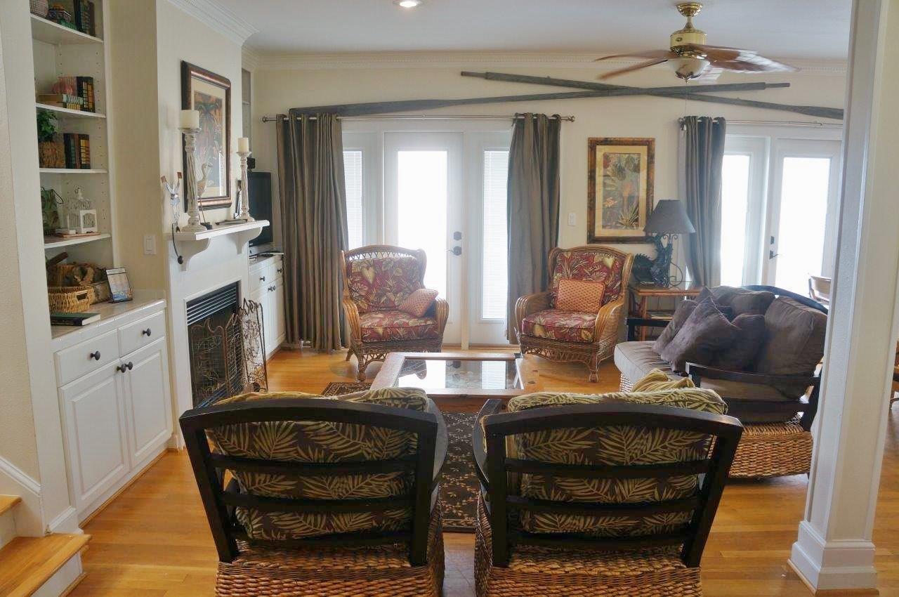 GRANDE BEACH PH 2 - Residential