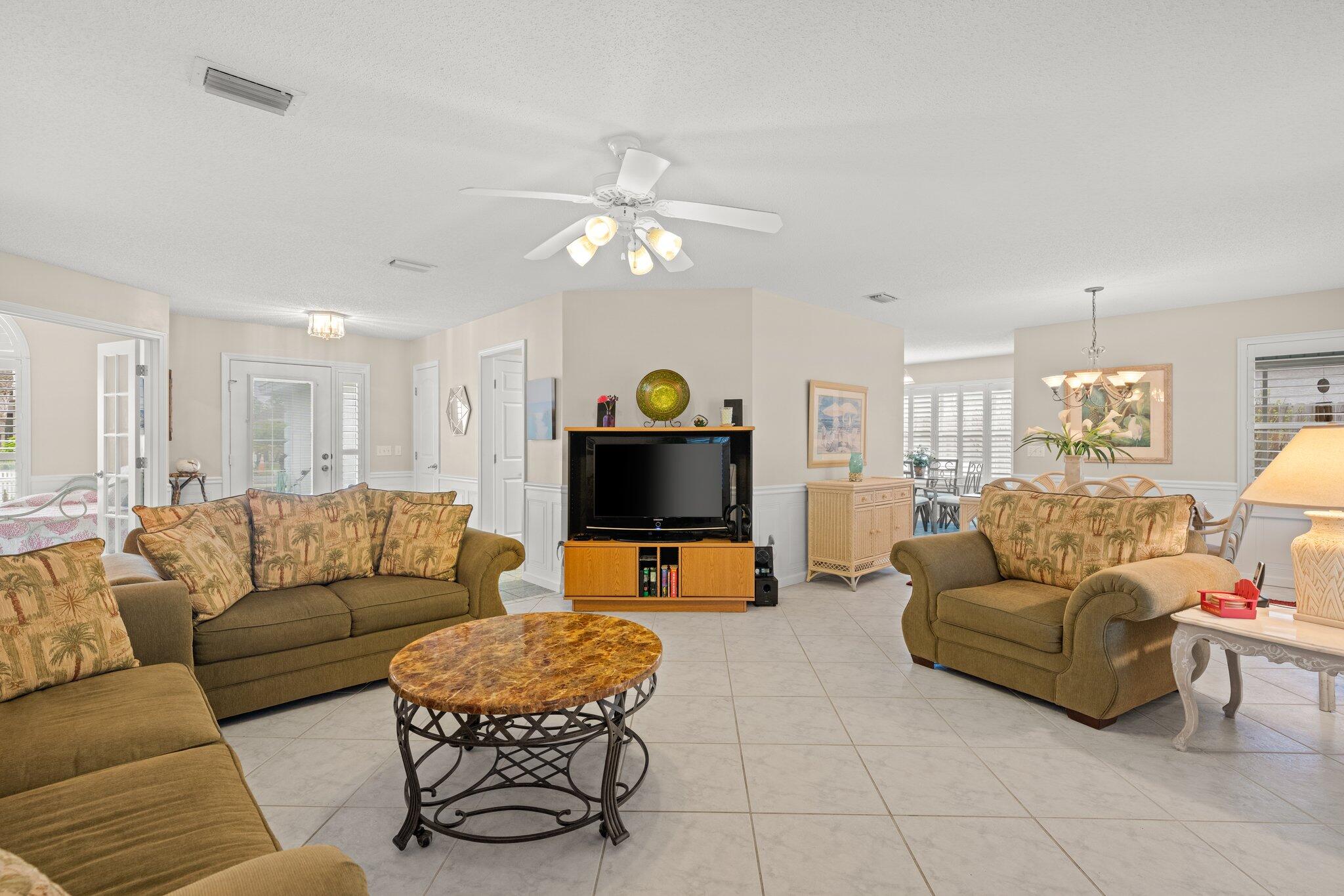 Jamaican Lakes - Residential