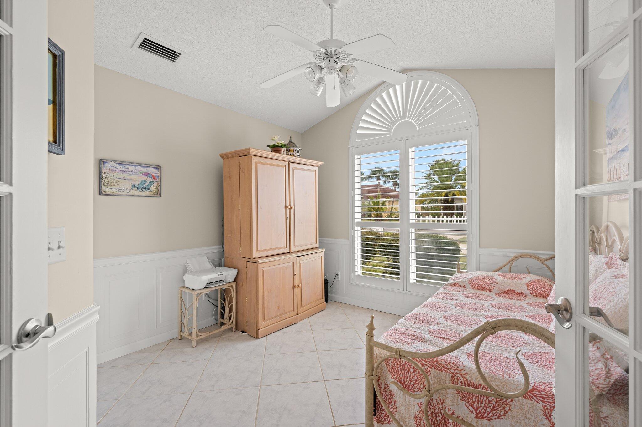 Jamaican Lakes - Residential