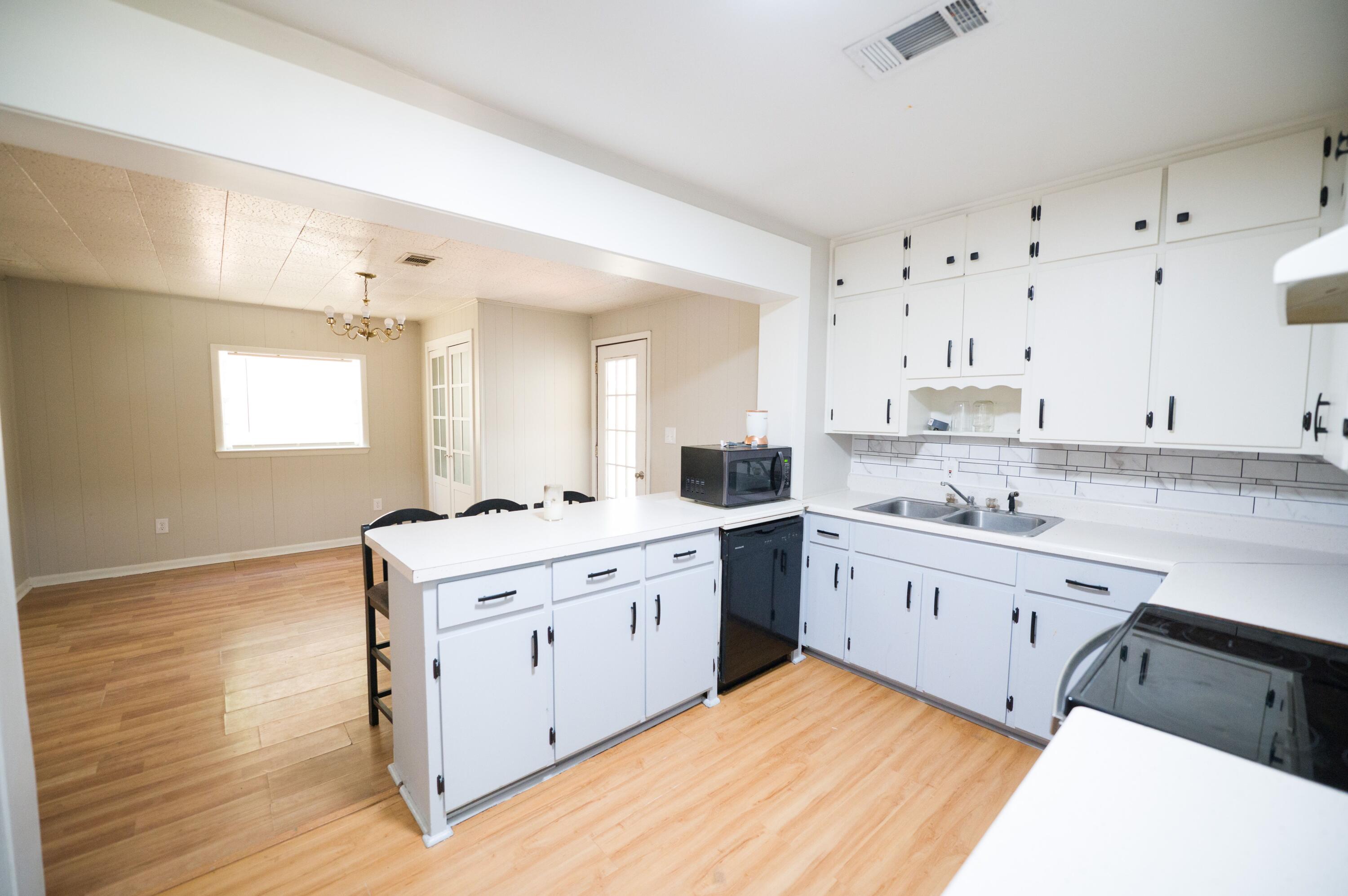 MEIGS S/D - Residential