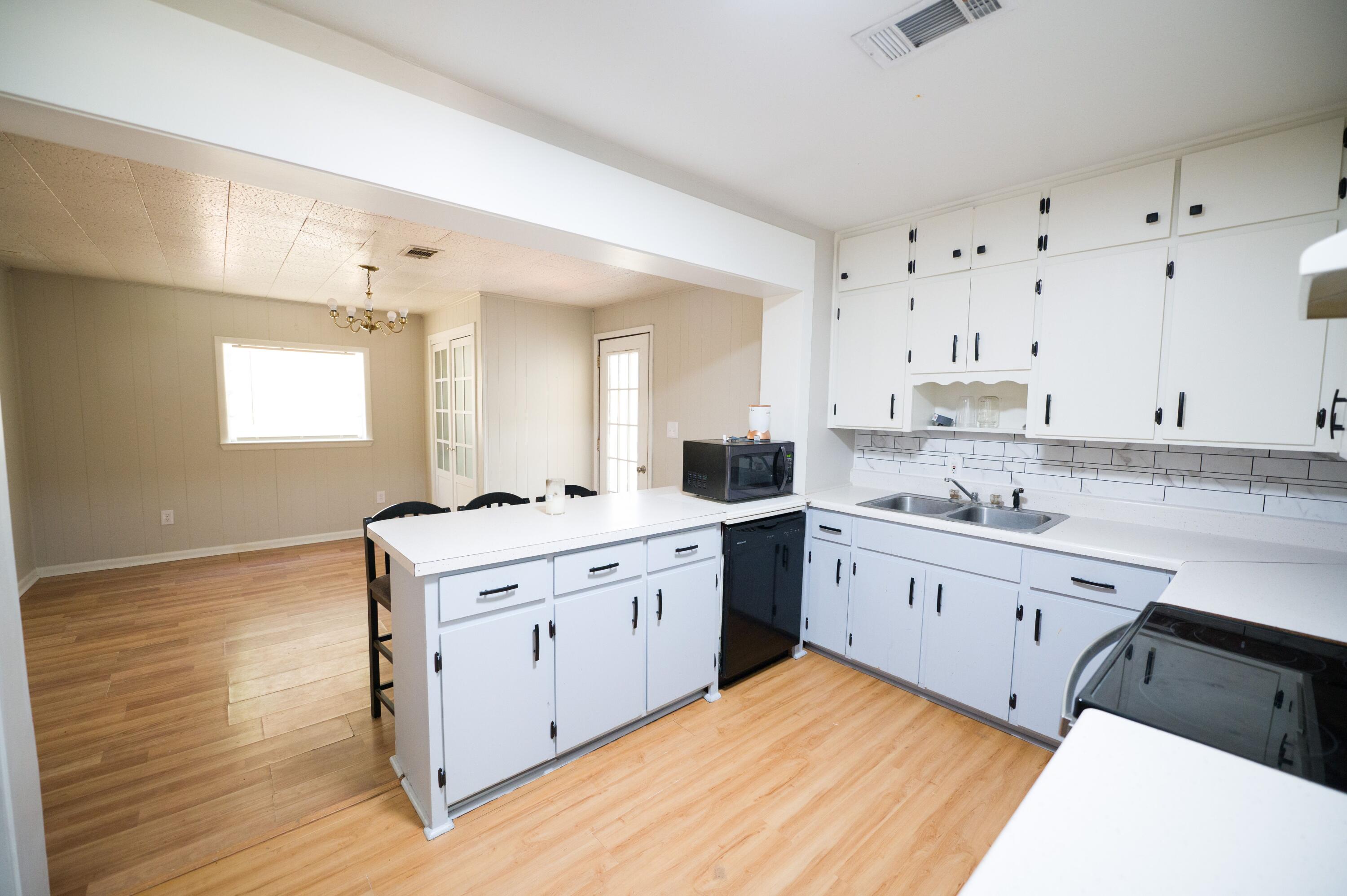 MEIGS S/D - Residential