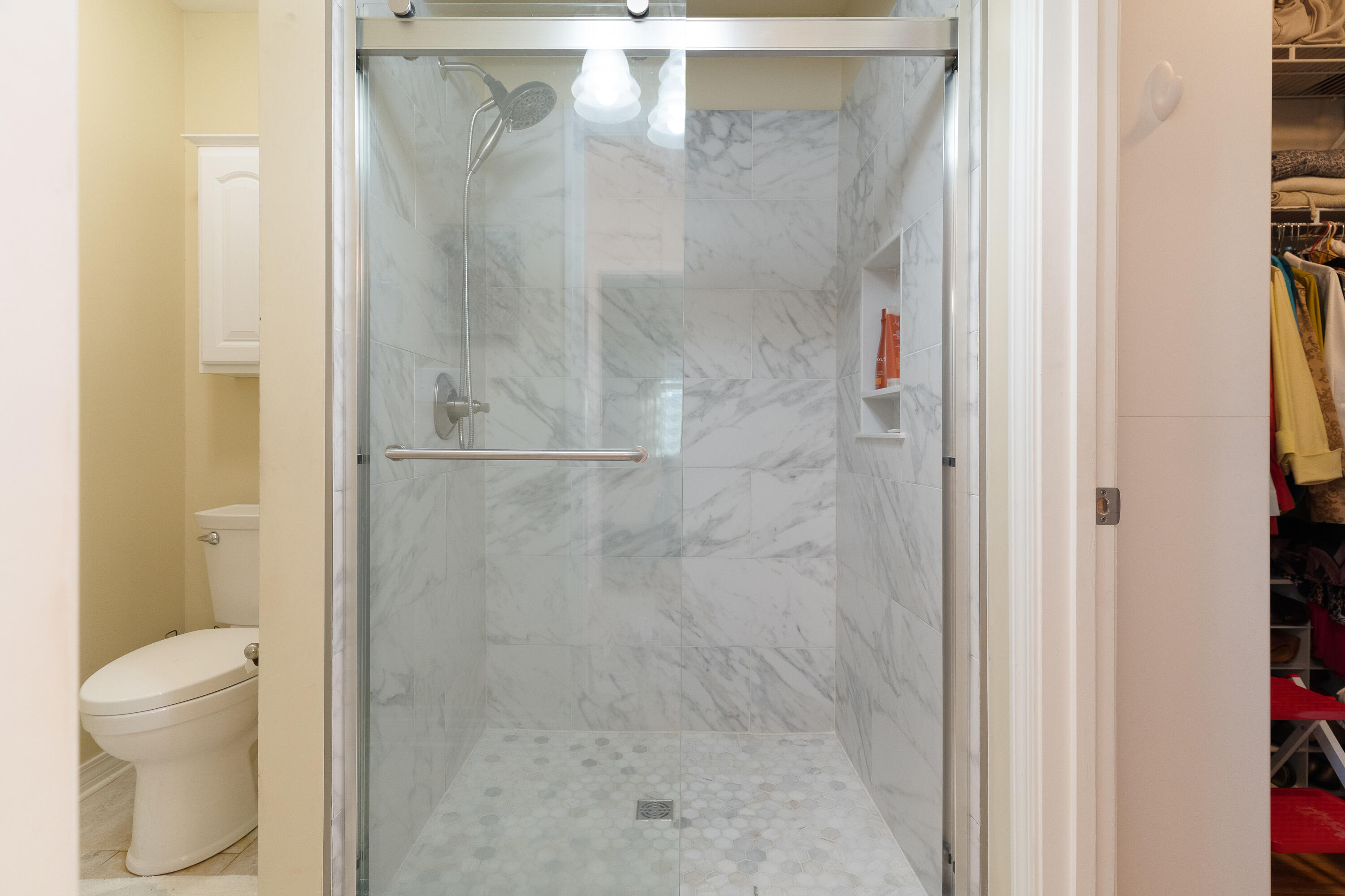 MARY ESTHER MANOR - Residential