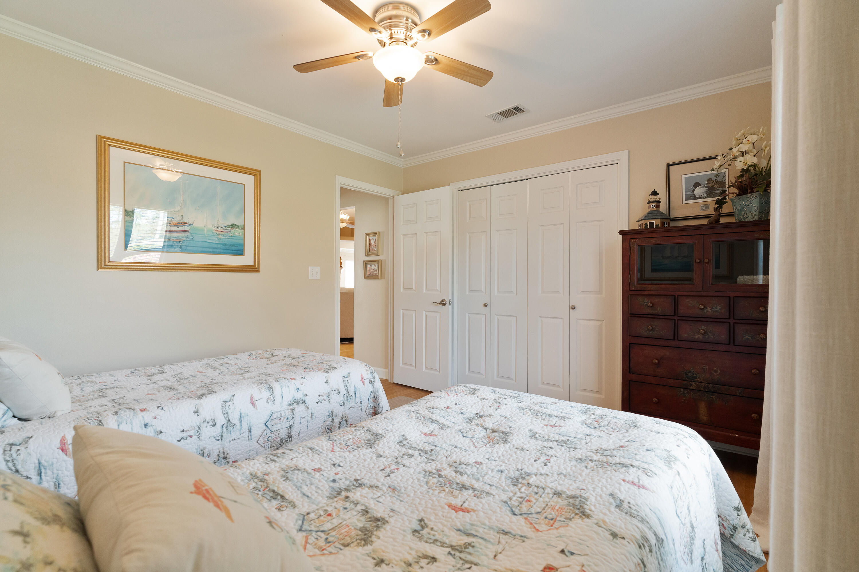 MARY ESTHER MANOR - Residential