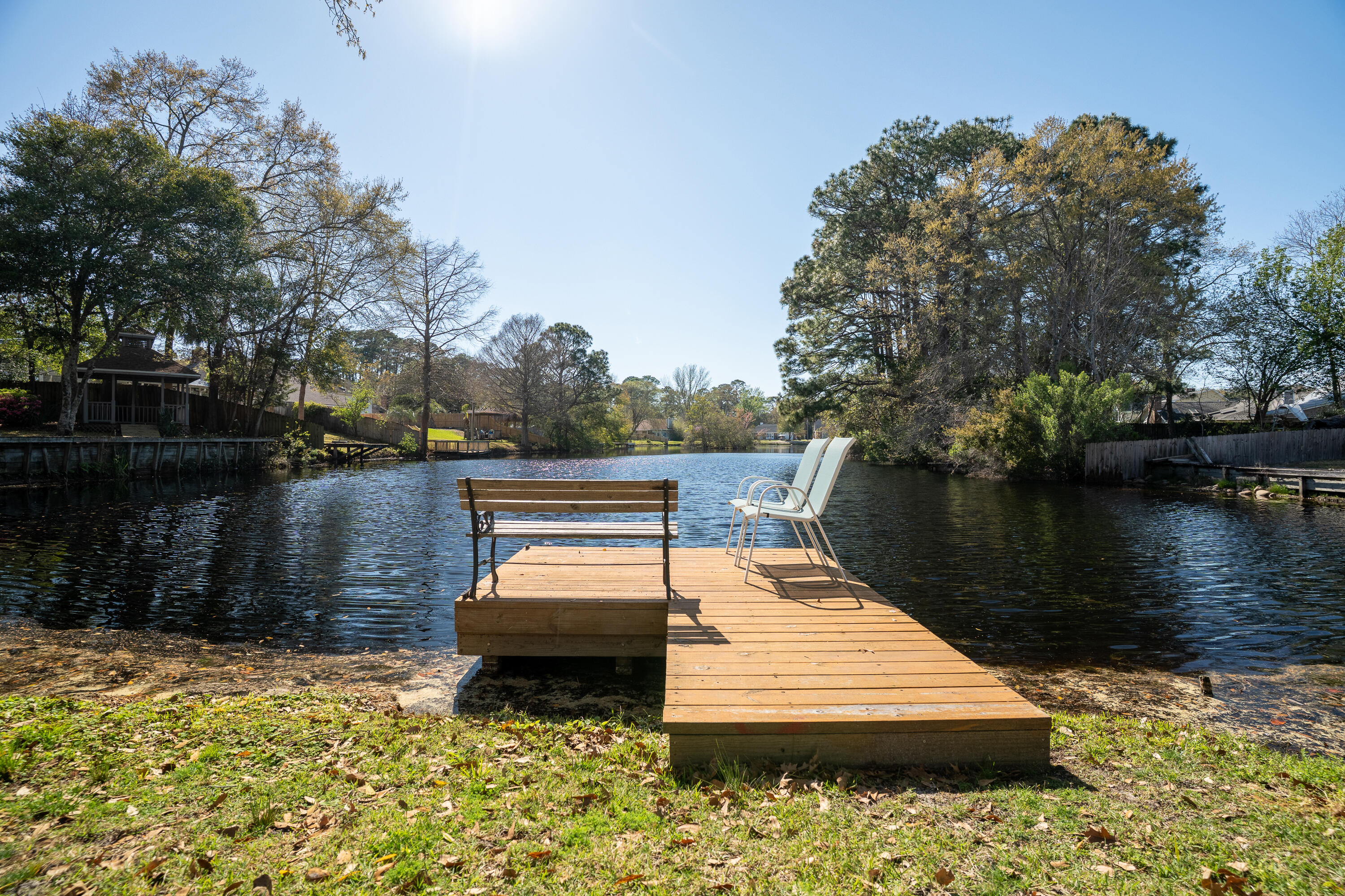 MARY ESTHER MANOR - Residential