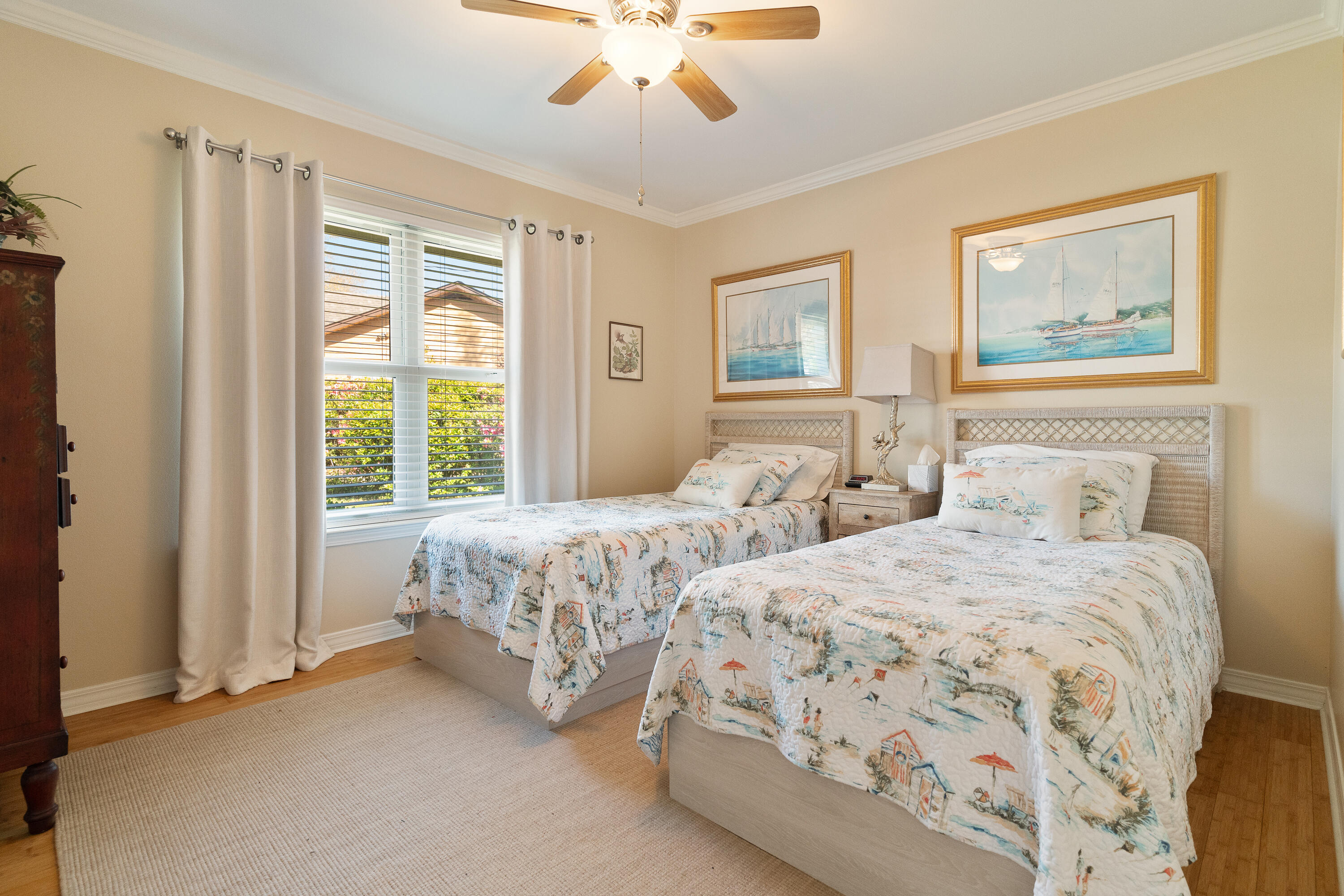 MARY ESTHER MANOR - Residential