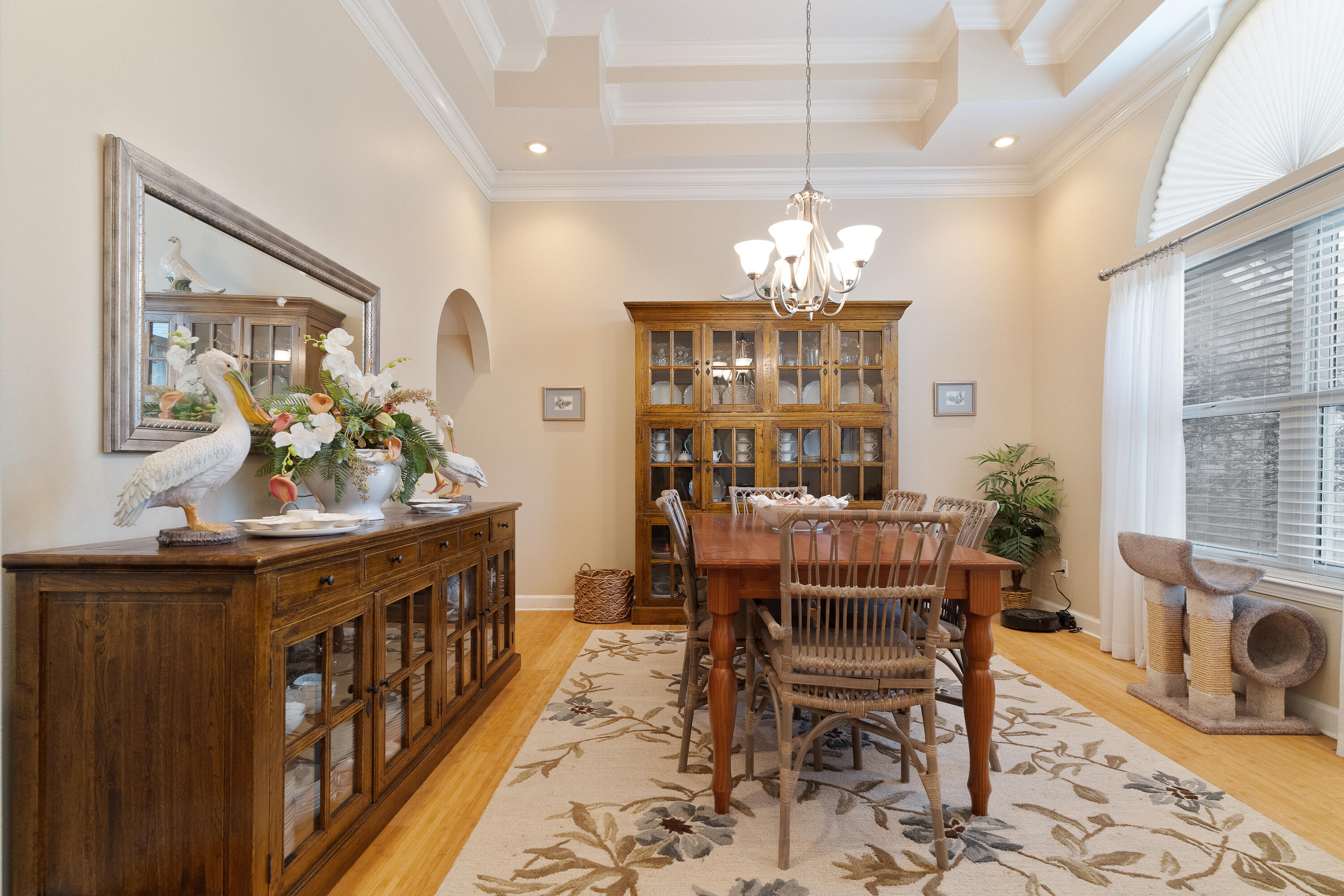 MARY ESTHER MANOR - Residential