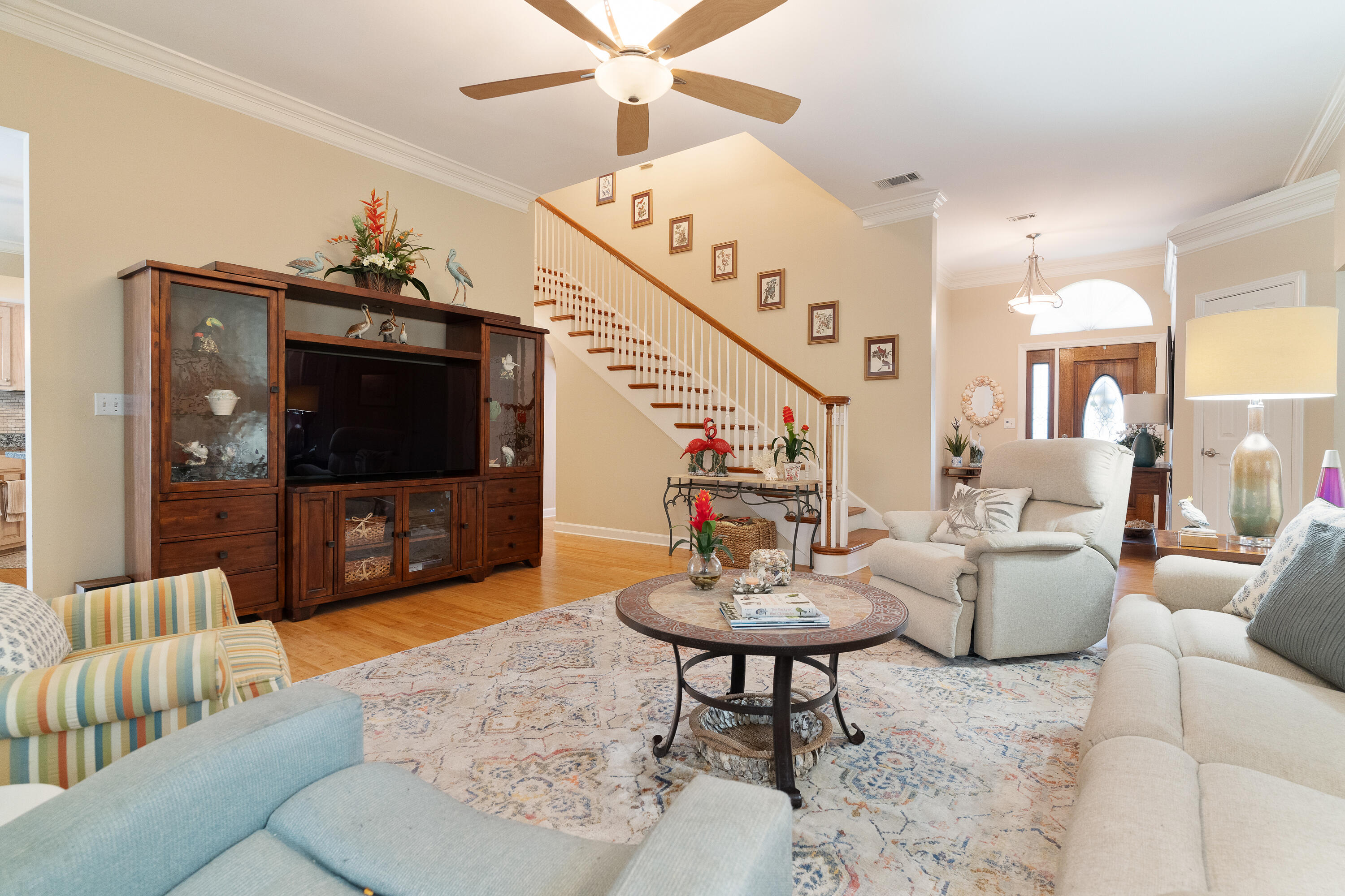 MARY ESTHER MANOR - Residential