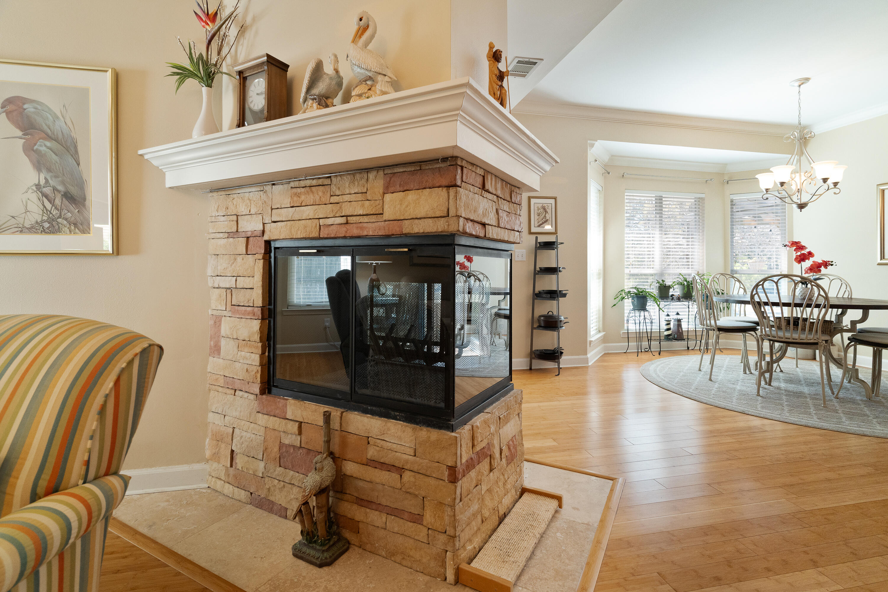 MARY ESTHER MANOR - Residential