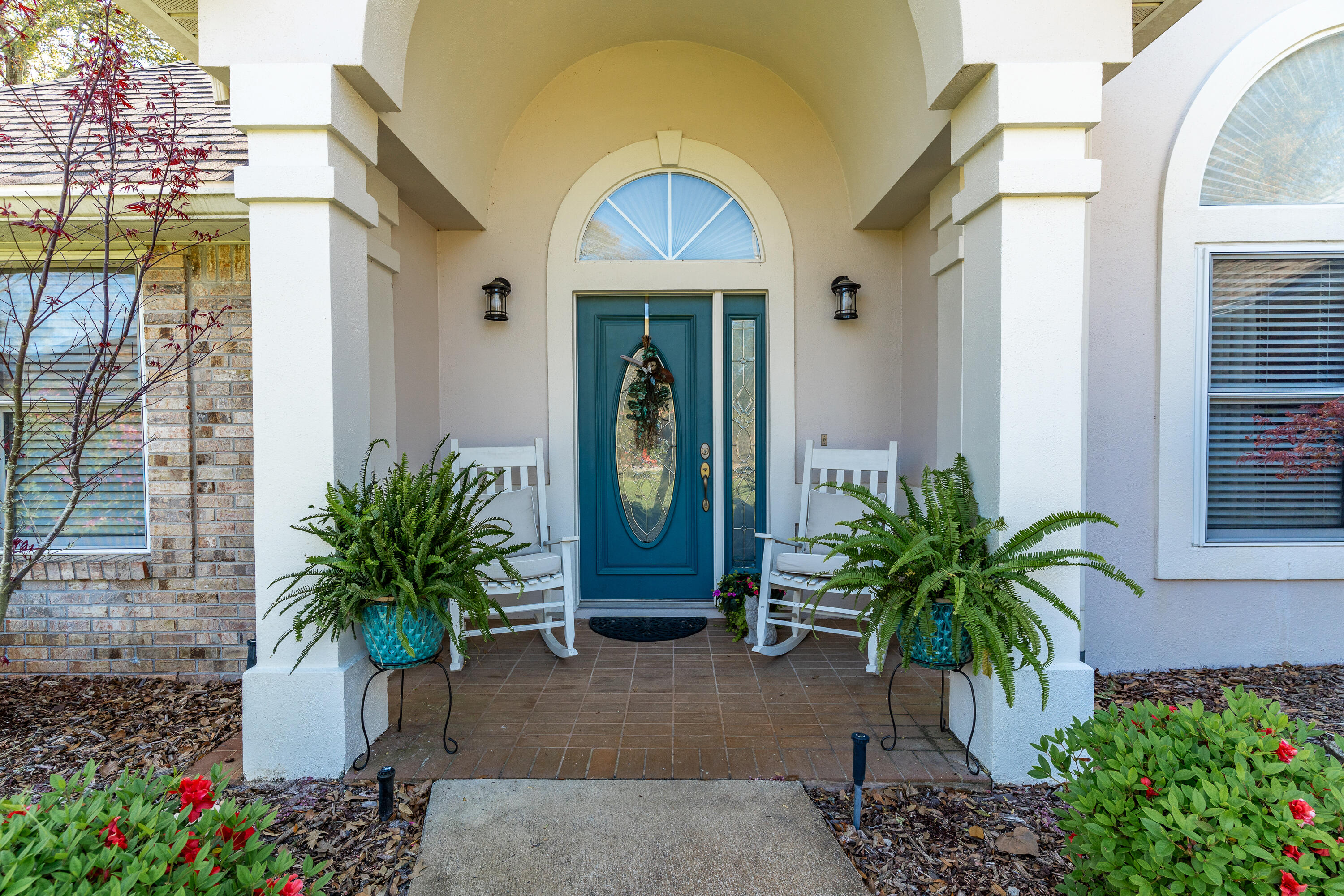 MARY ESTHER MANOR - Residential