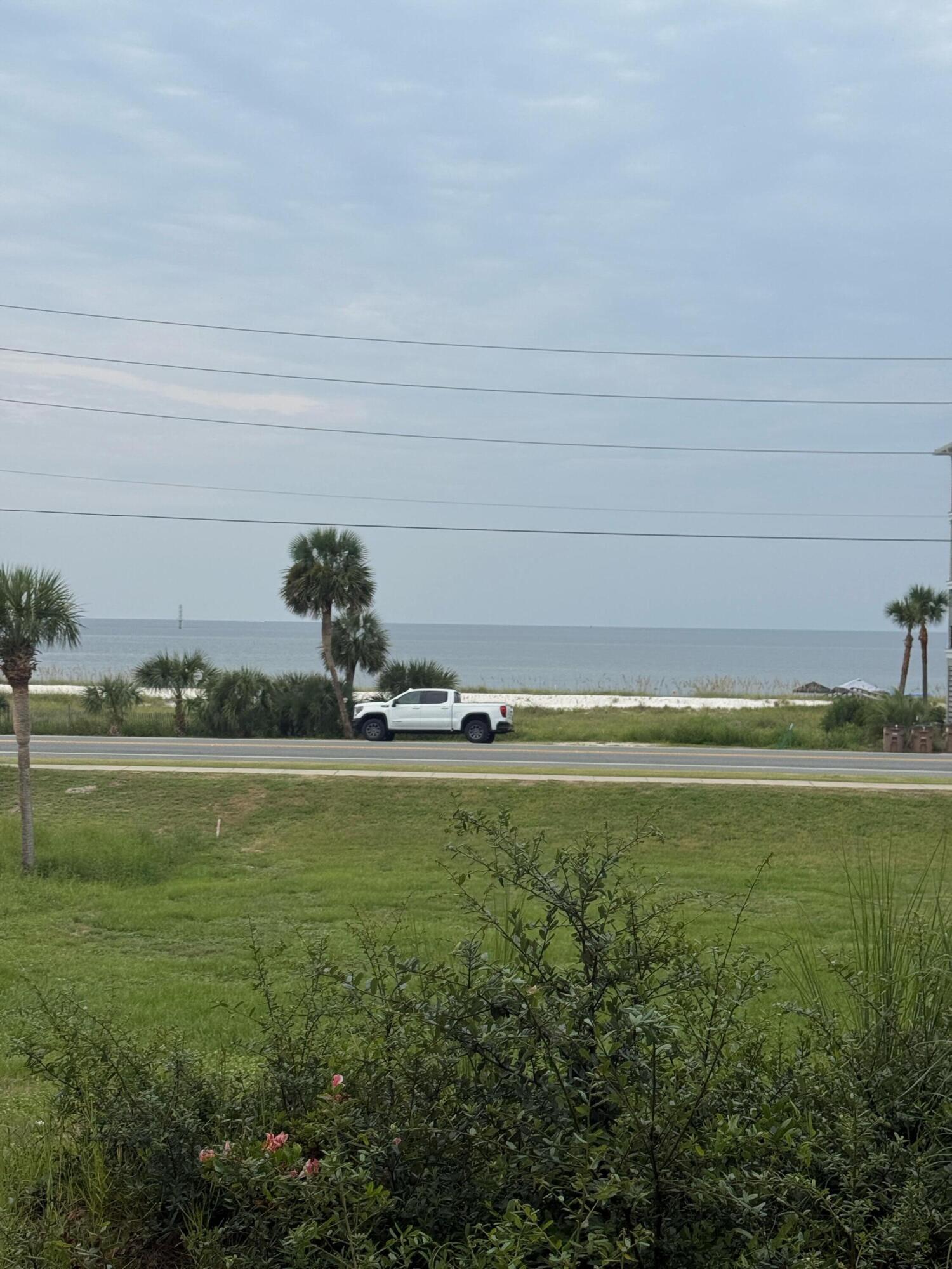 NO RECORDED SUBDIVISION - Land