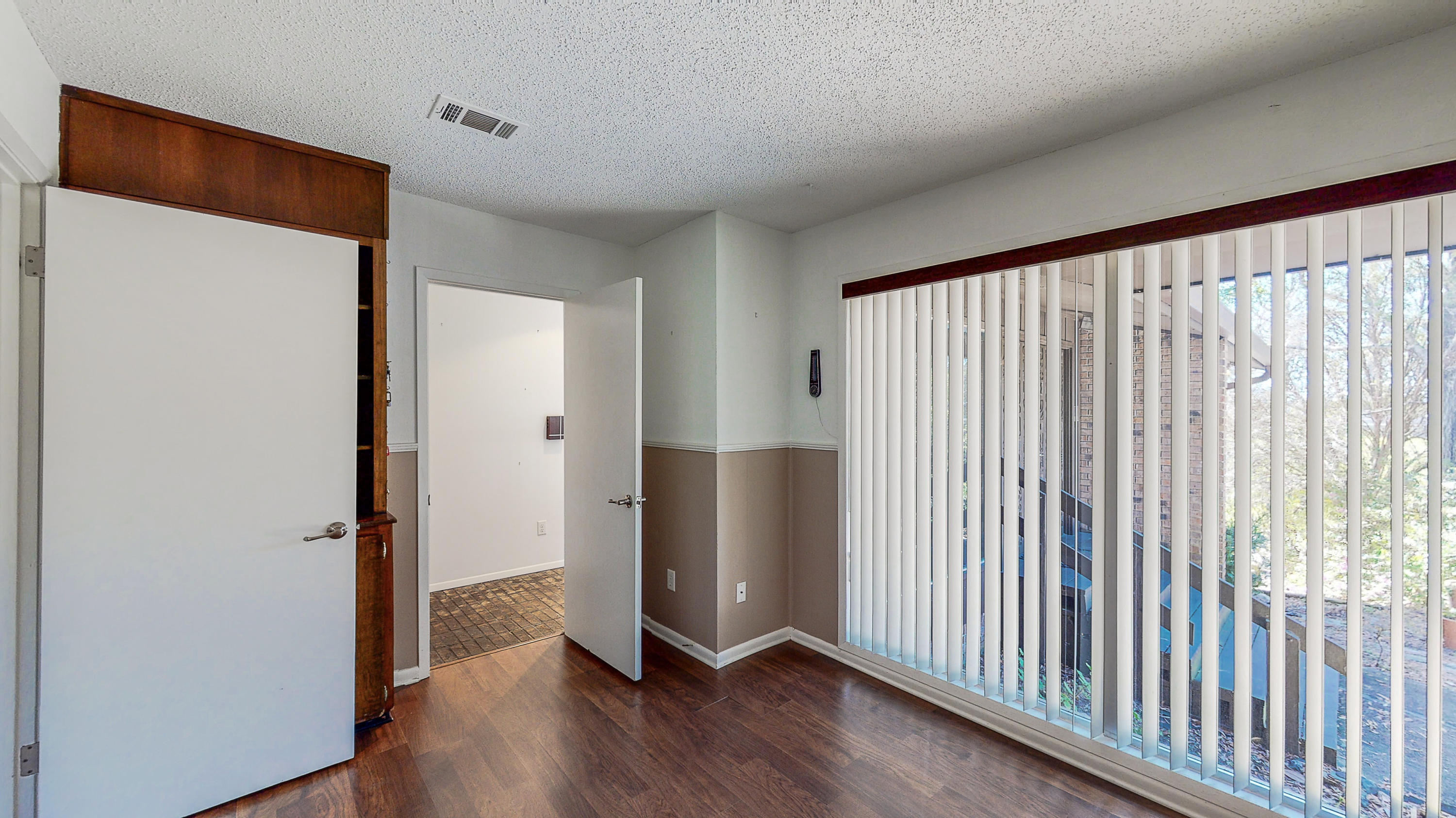 EDGEWATER VILLAGE NORTH - Residential