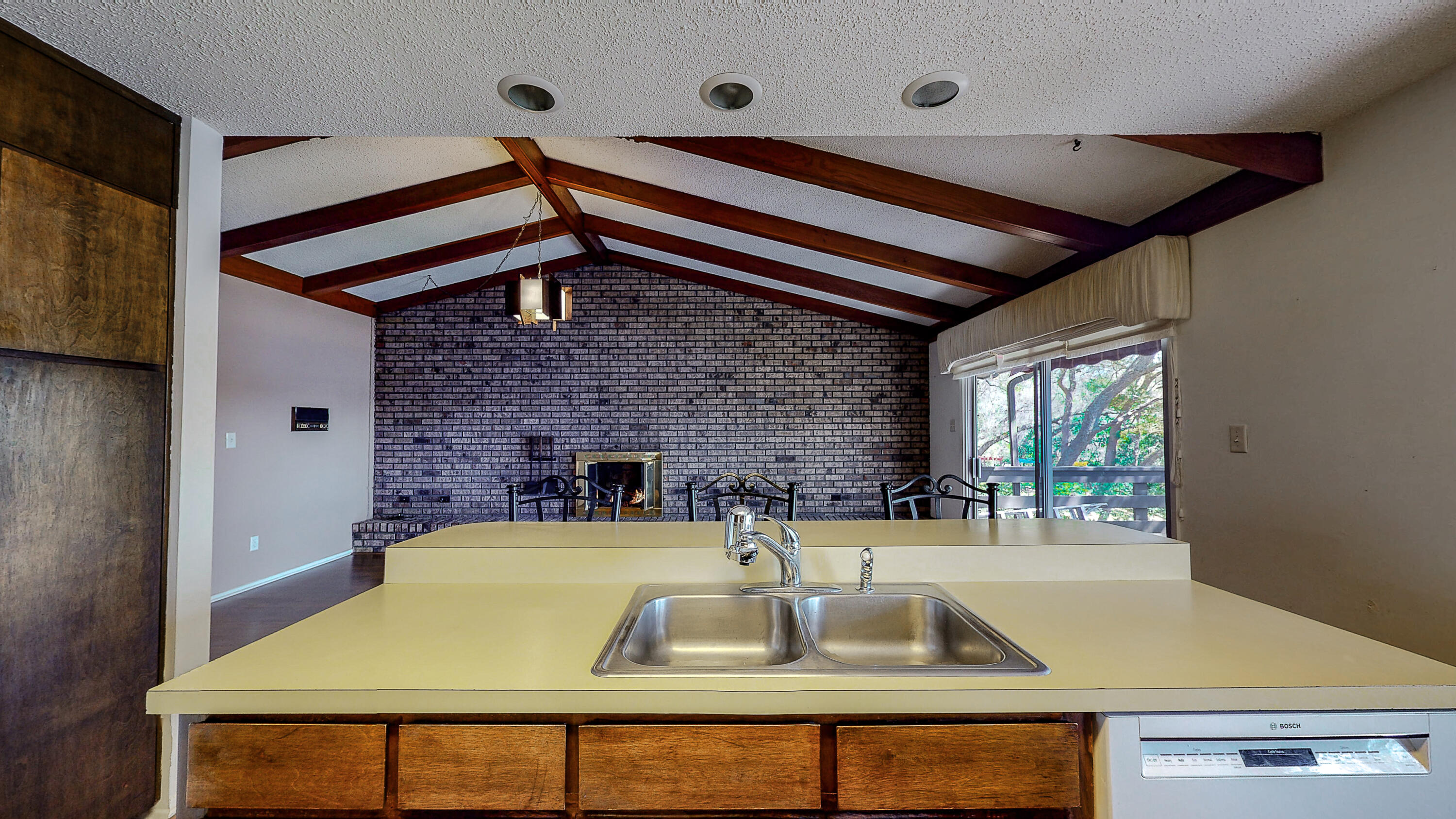 EDGEWATER VILLAGE NORTH - Residential