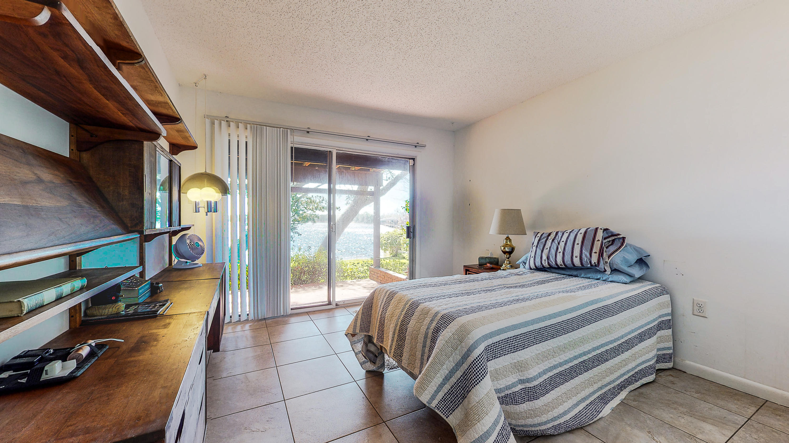 EDGEWATER VILLAGE NORTH - Residential