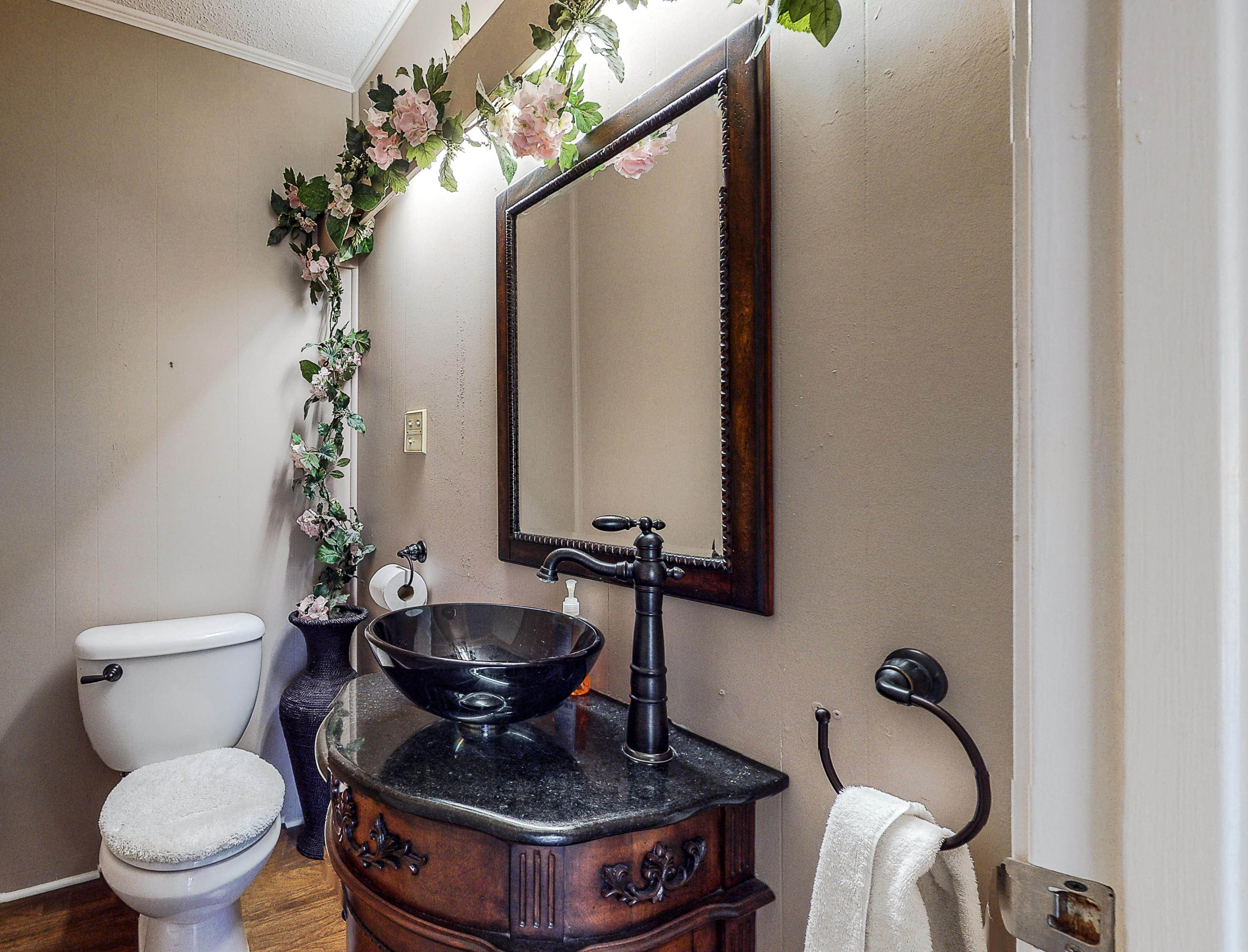 EDGEWATER VILLAGE NORTH - Residential