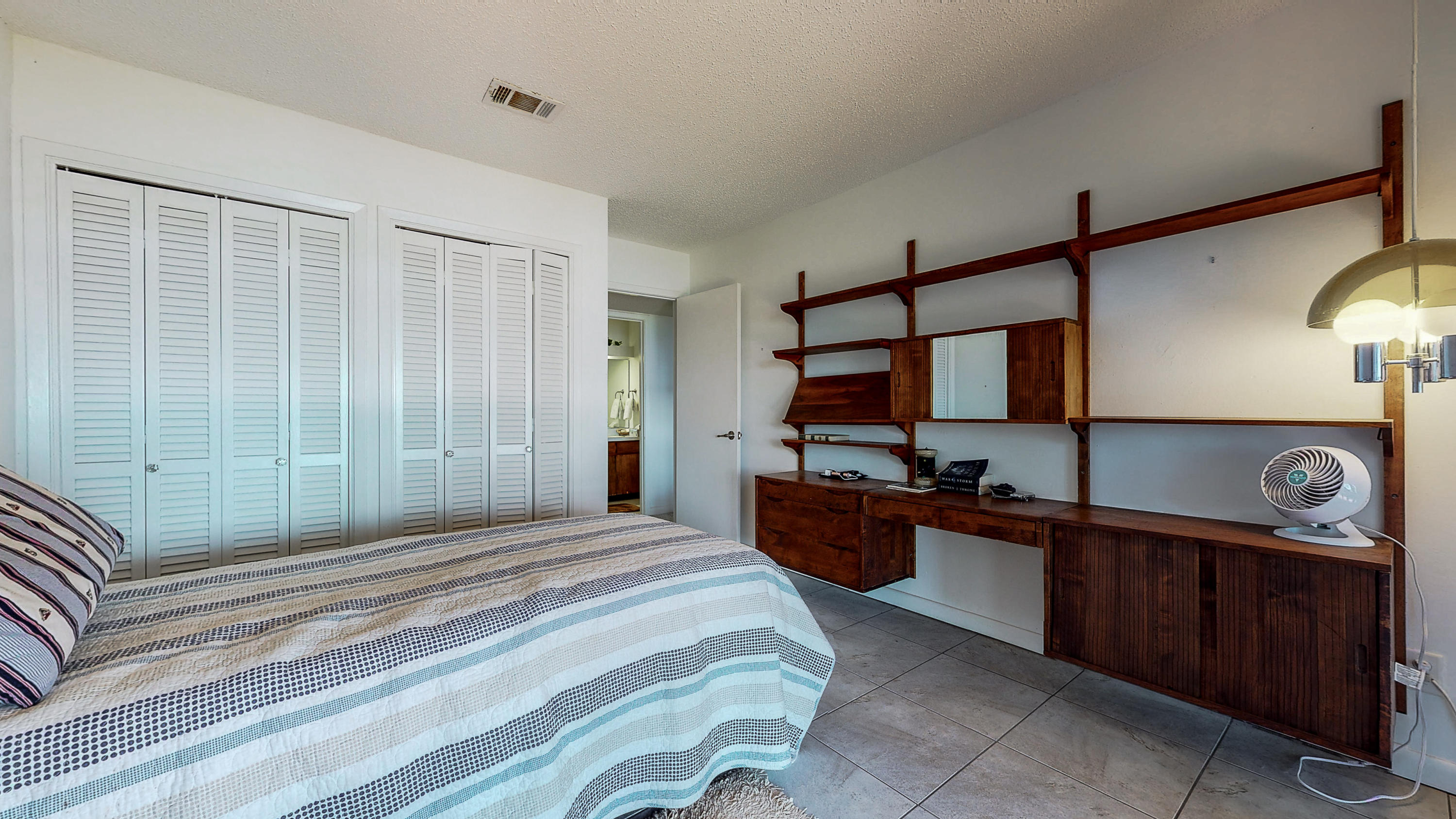 EDGEWATER VILLAGE NORTH - Residential