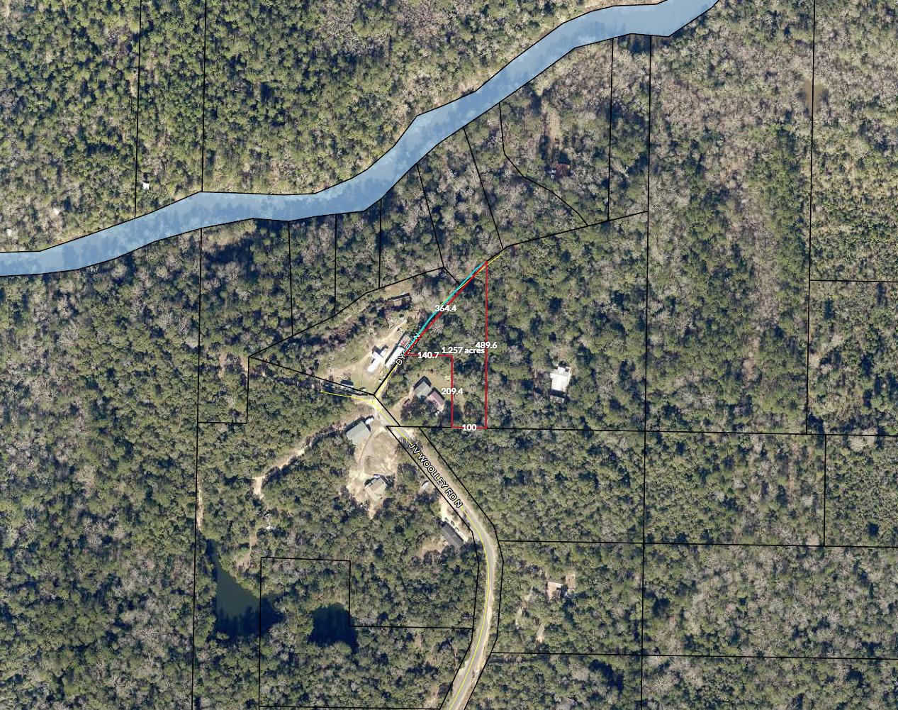 Main image without alt text