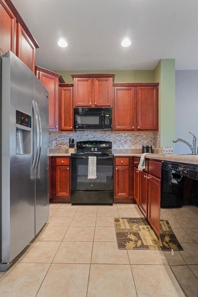 IRON HORSE T/H - Residential Lease
