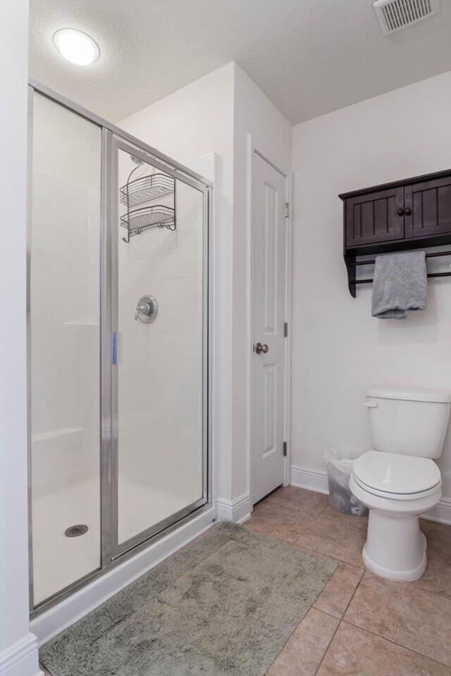 IRON HORSE T/H - Residential Lease