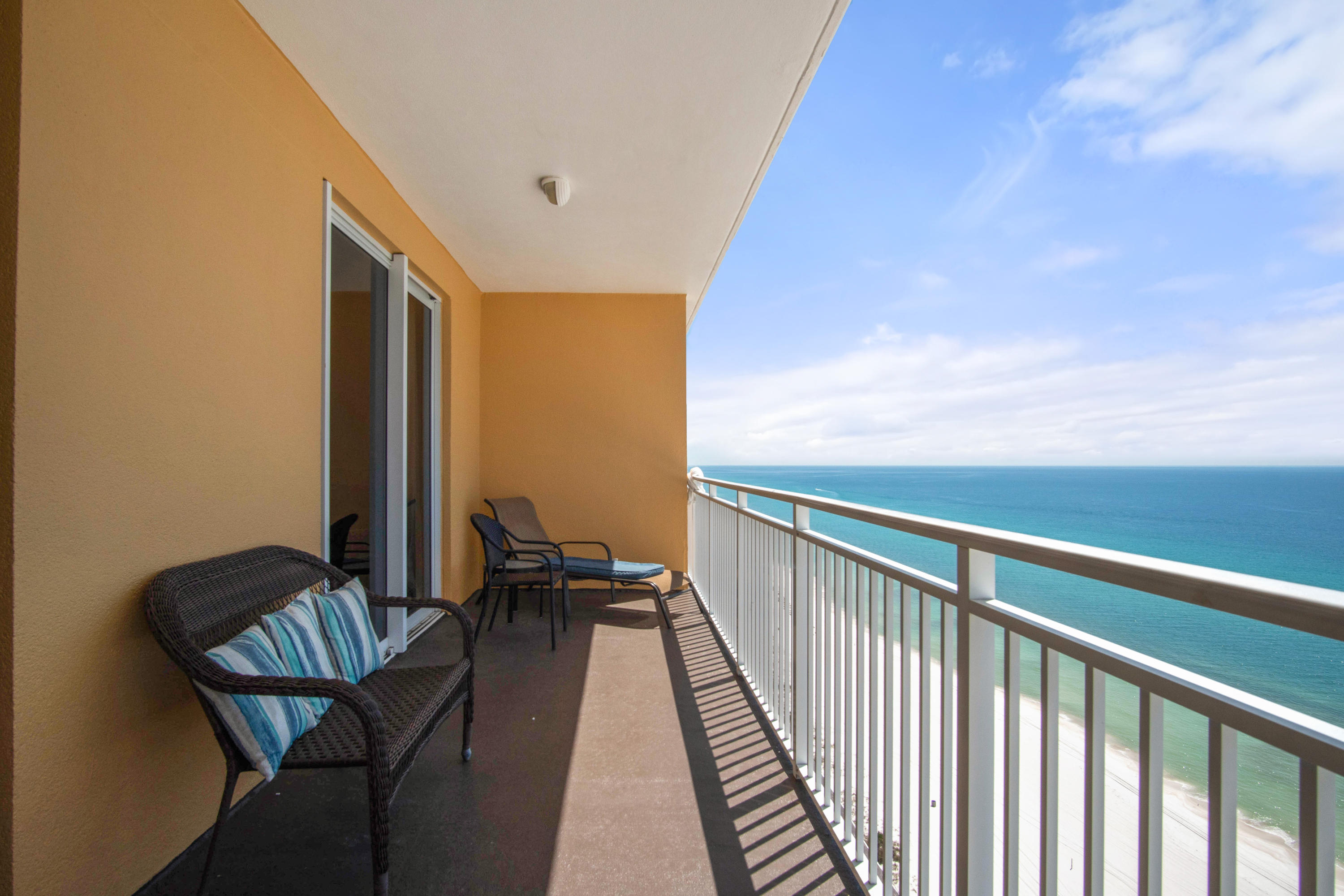 STERLING REEF - Residential