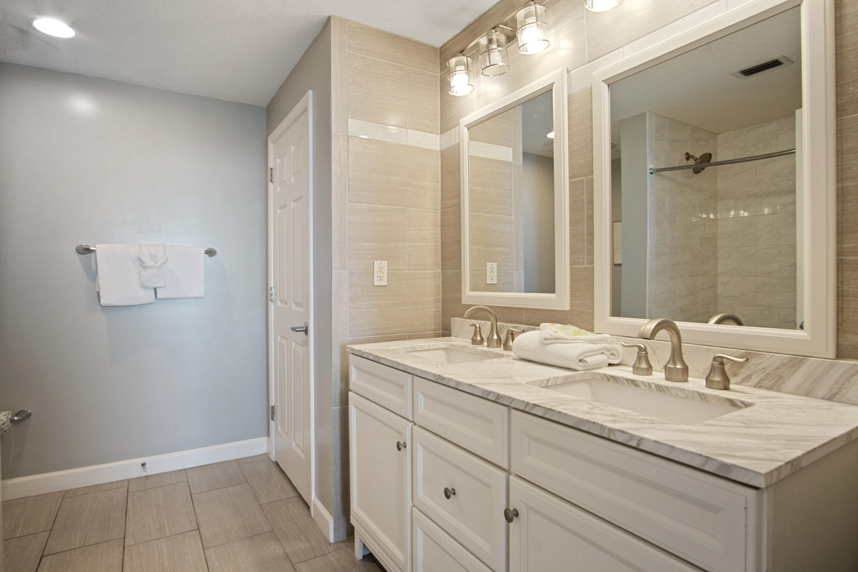 STERLING REEF - Residential