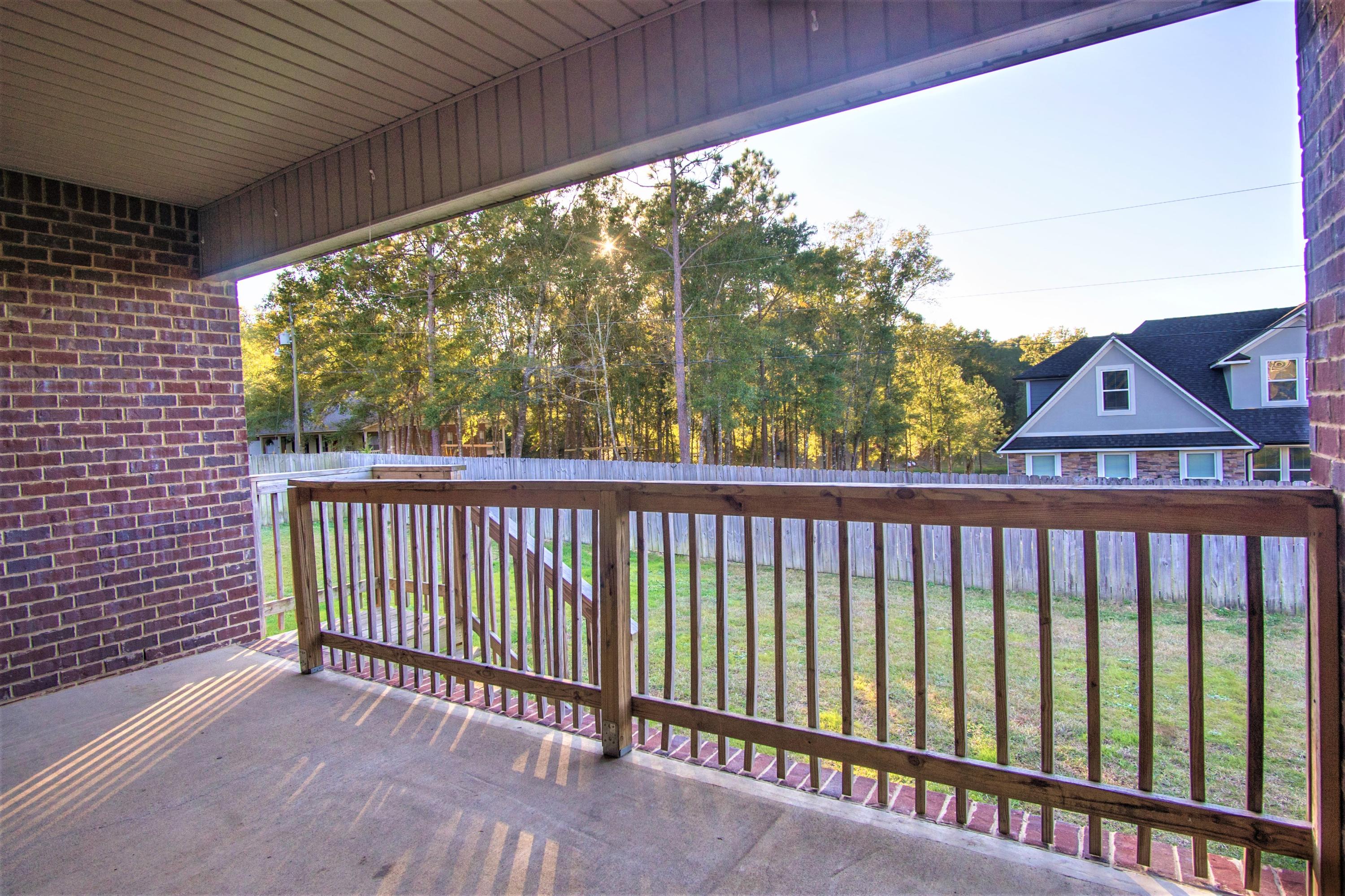 LIBERTY OAKS - Residential