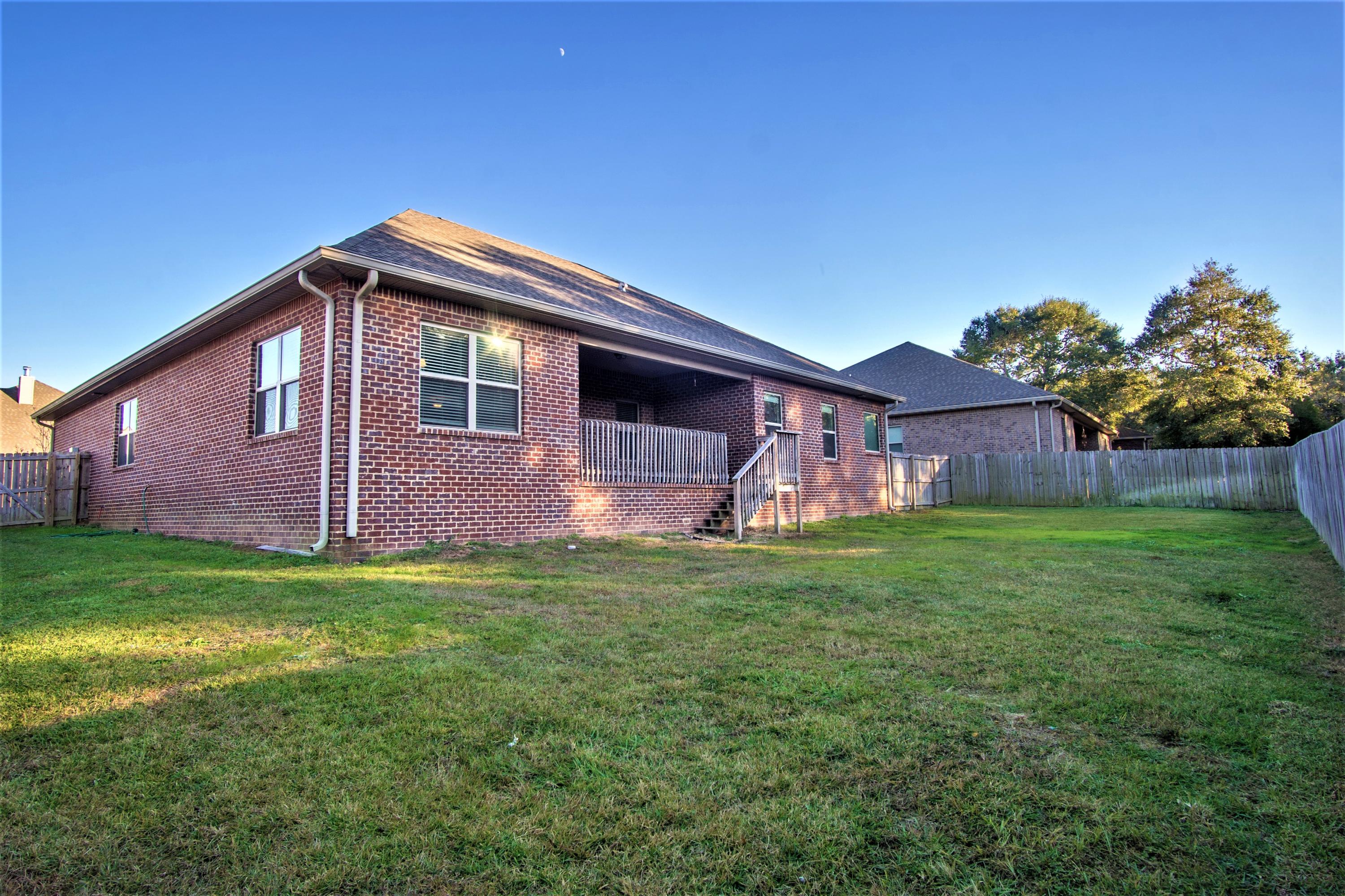 LIBERTY OAKS - Residential