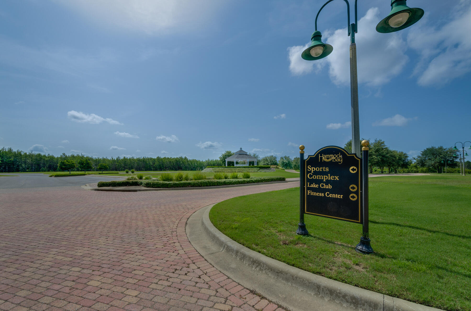 HAMMOCK BAY - Residential