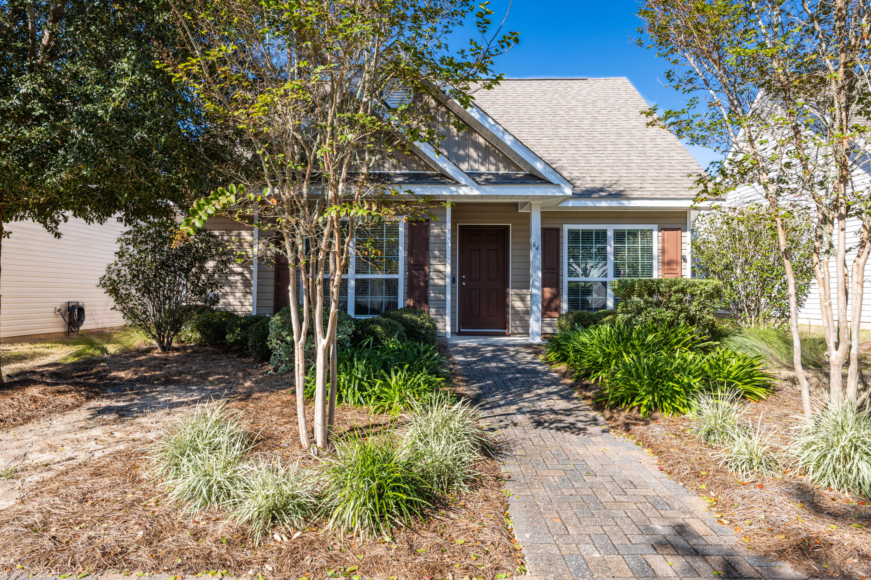 HAMMOCK BAY - Residential