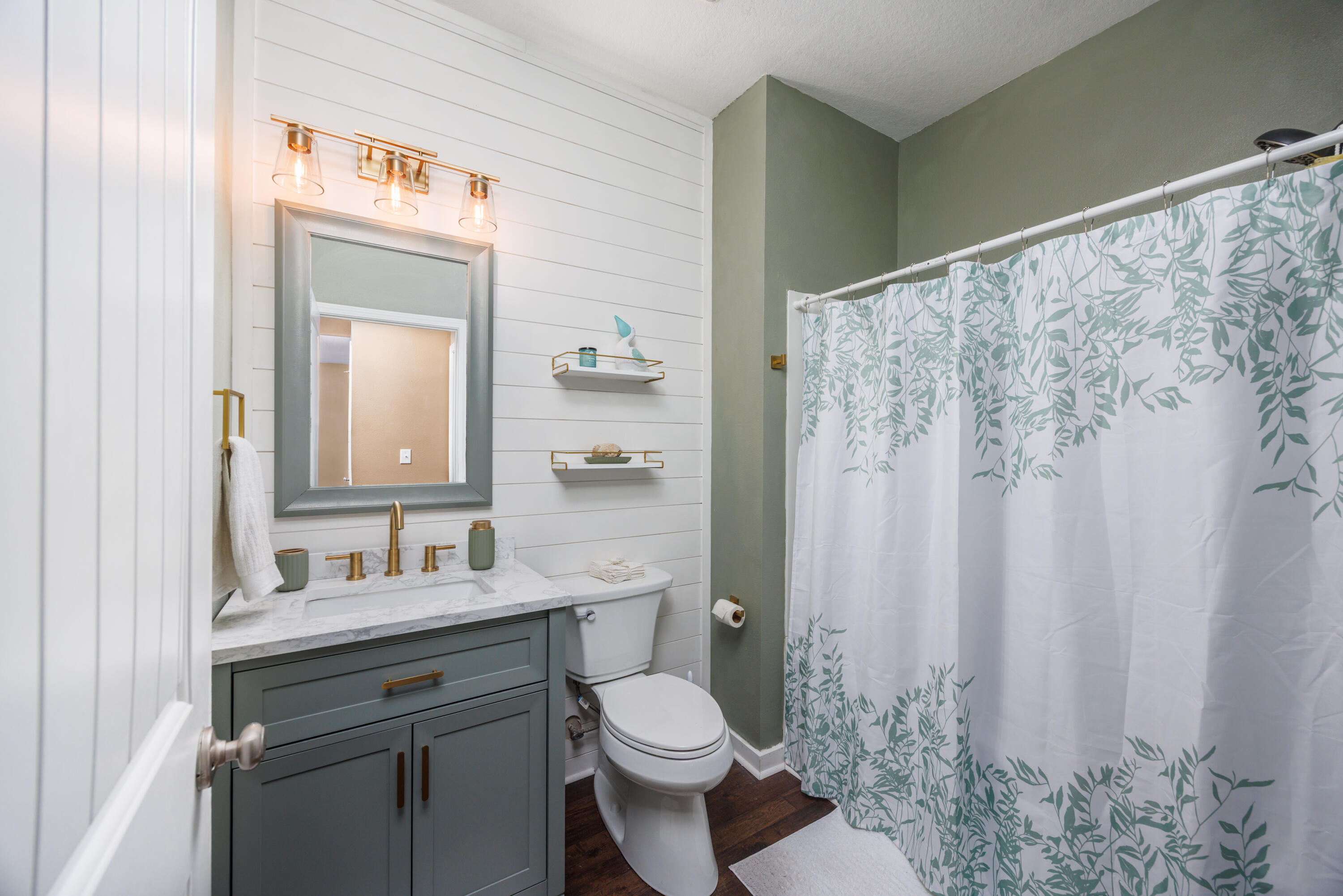 HAMMOCK BAY - Residential