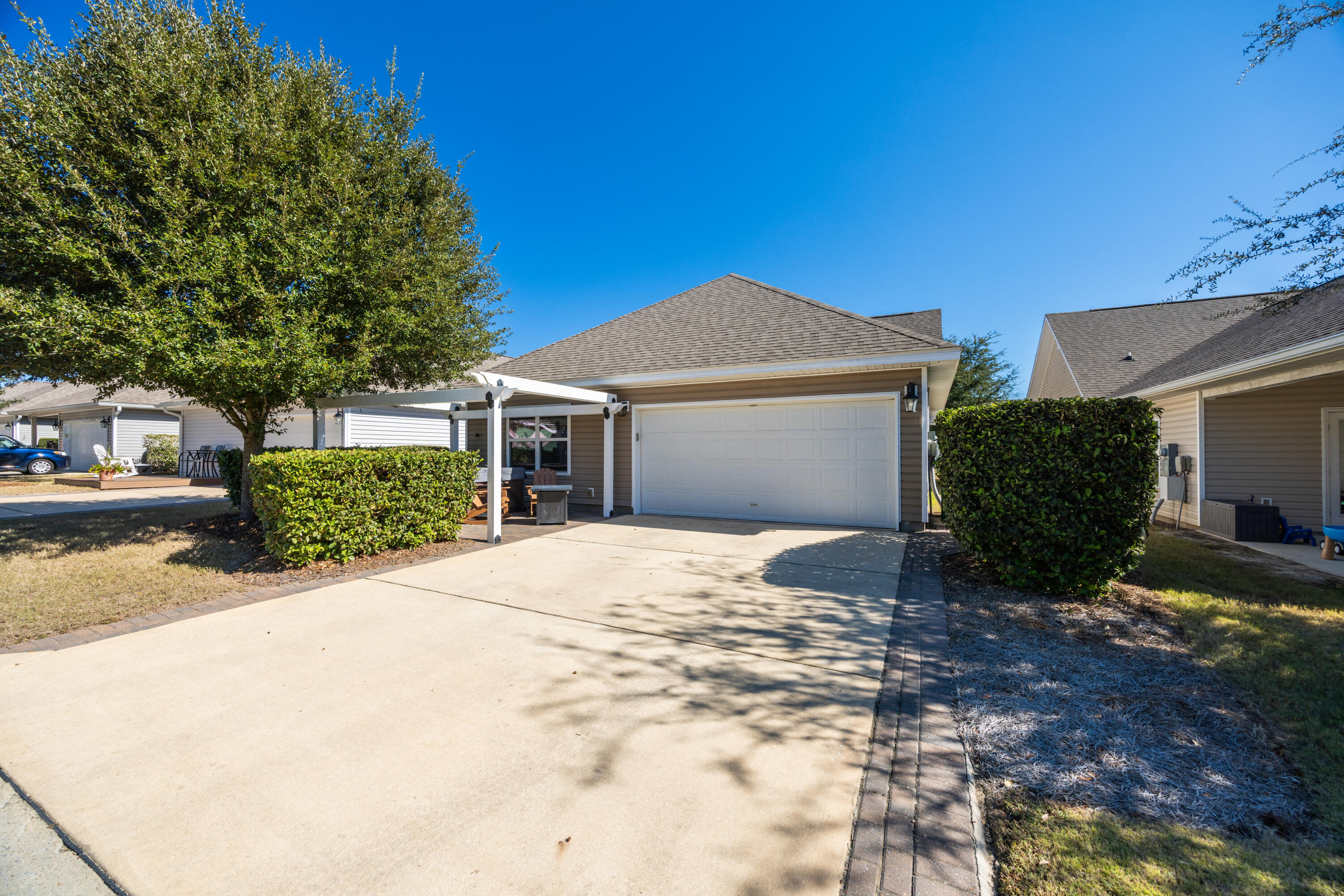 HAMMOCK BAY - Residential