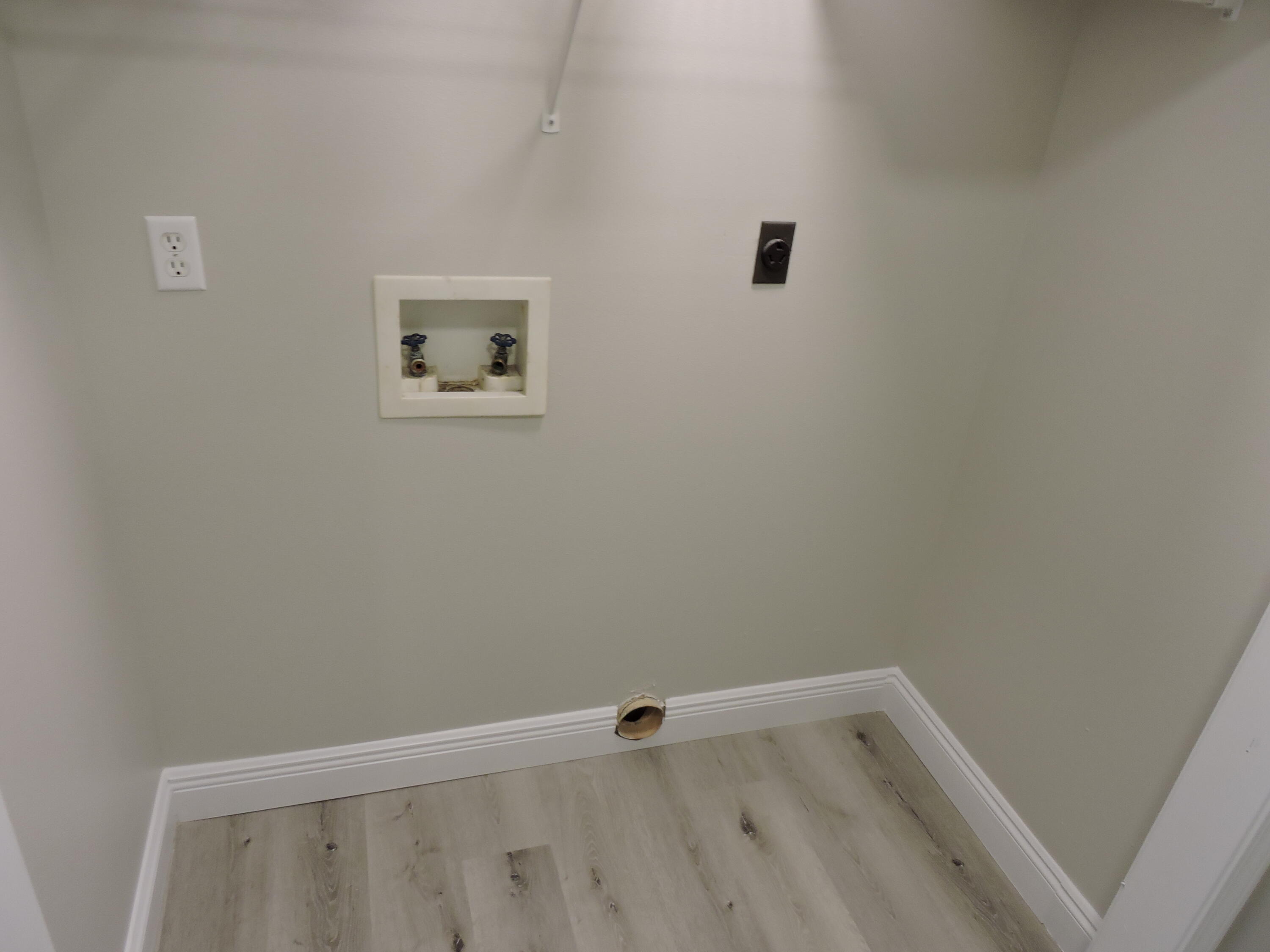 SOUTHGATE PH 3 - Residential Lease