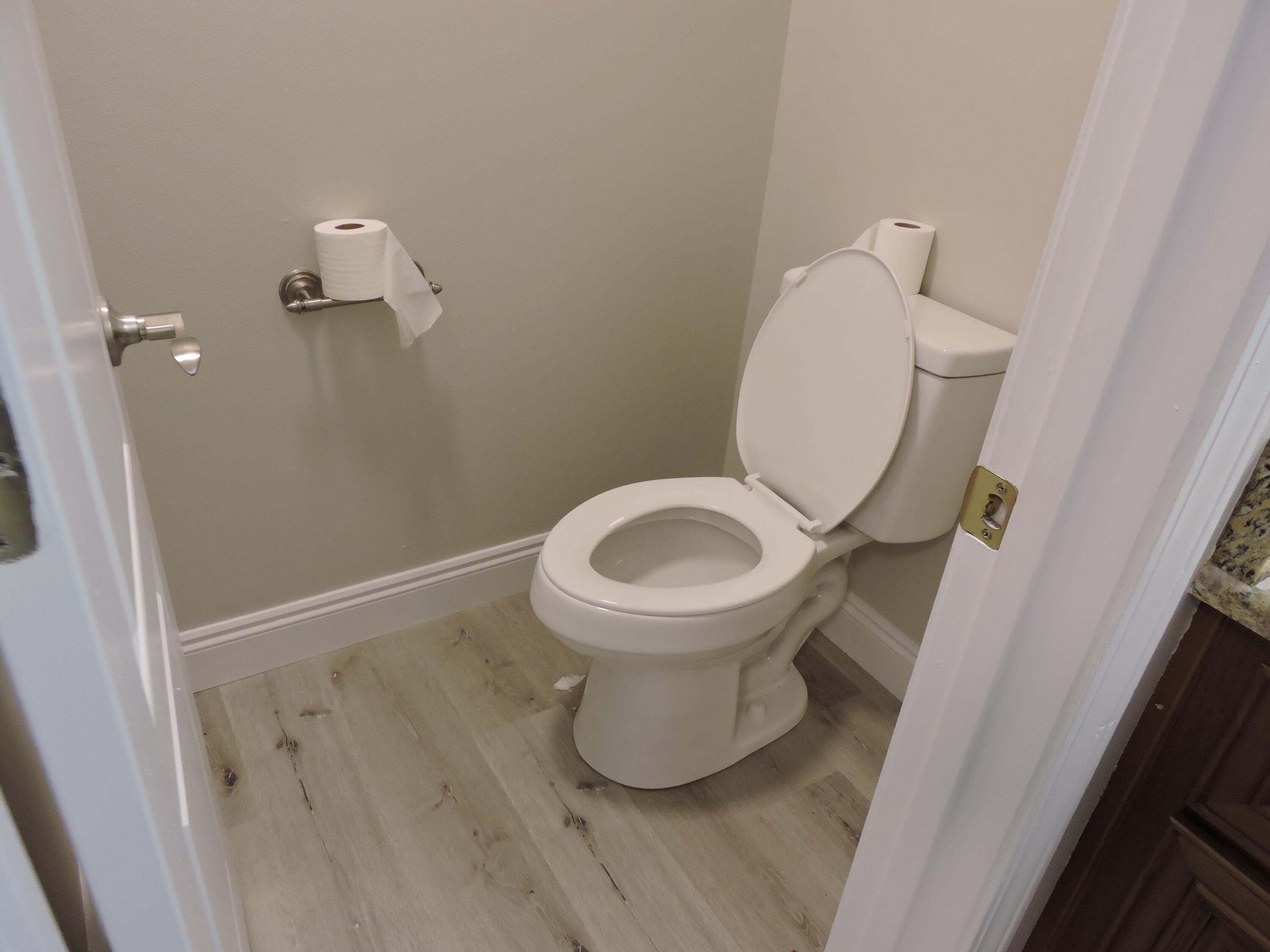 SOUTHGATE PH 3 - Residential Lease