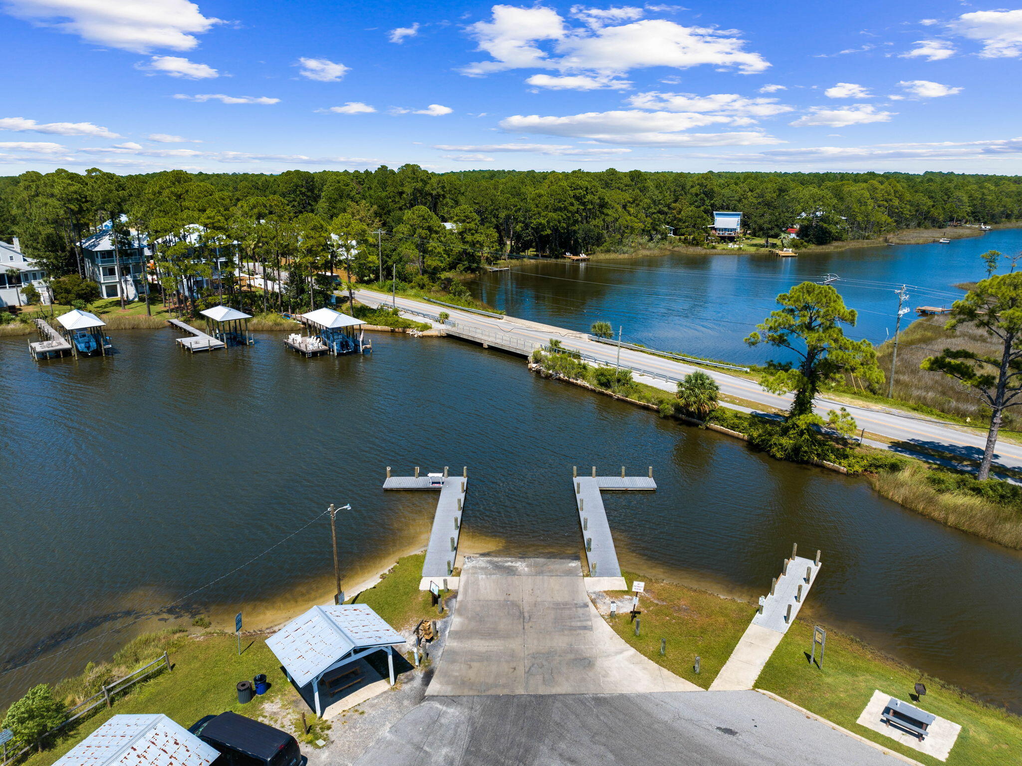 TOWN OF SANTA ROSA - Residential