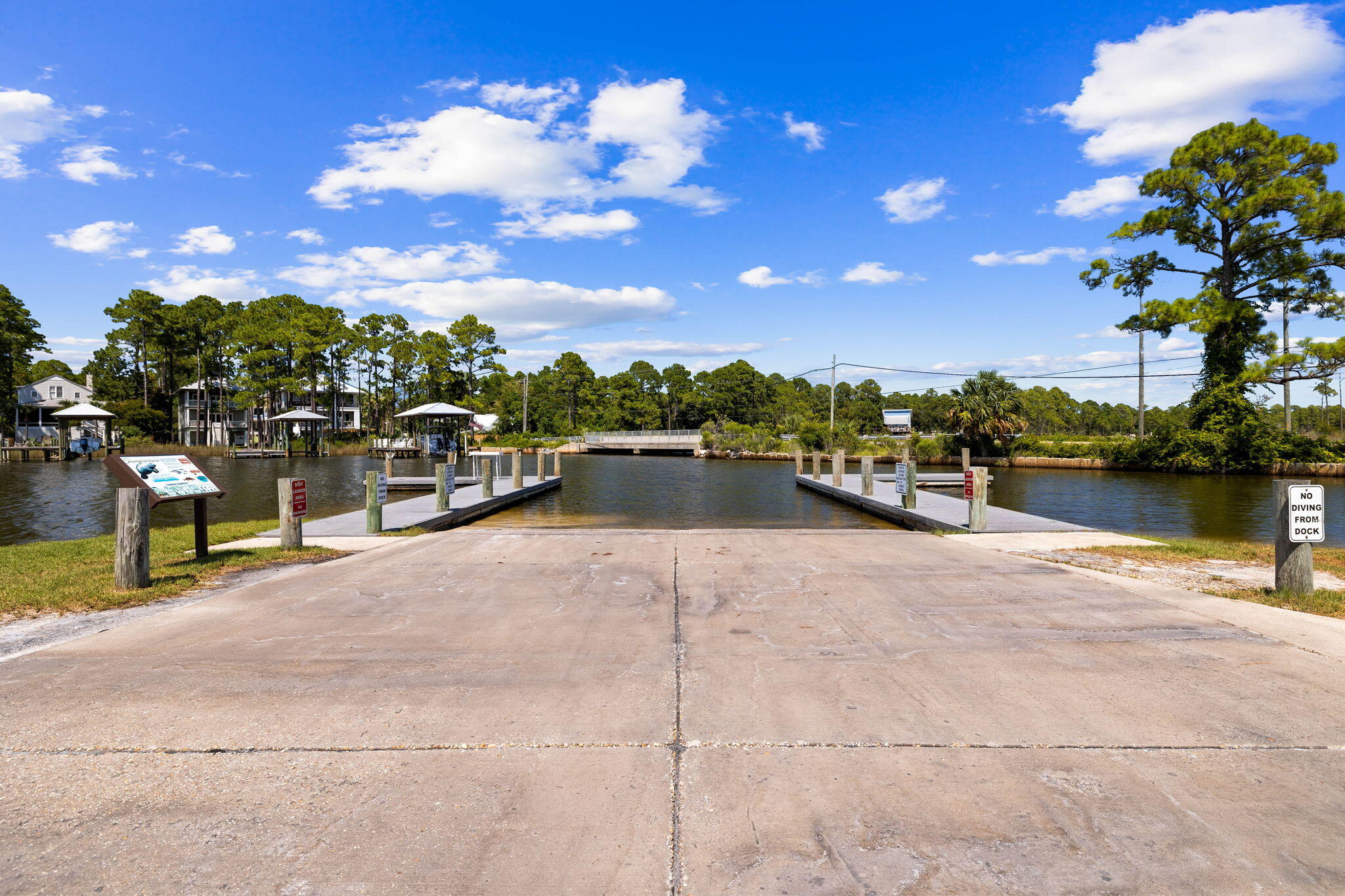 TOWN OF SANTA ROSA - Residential