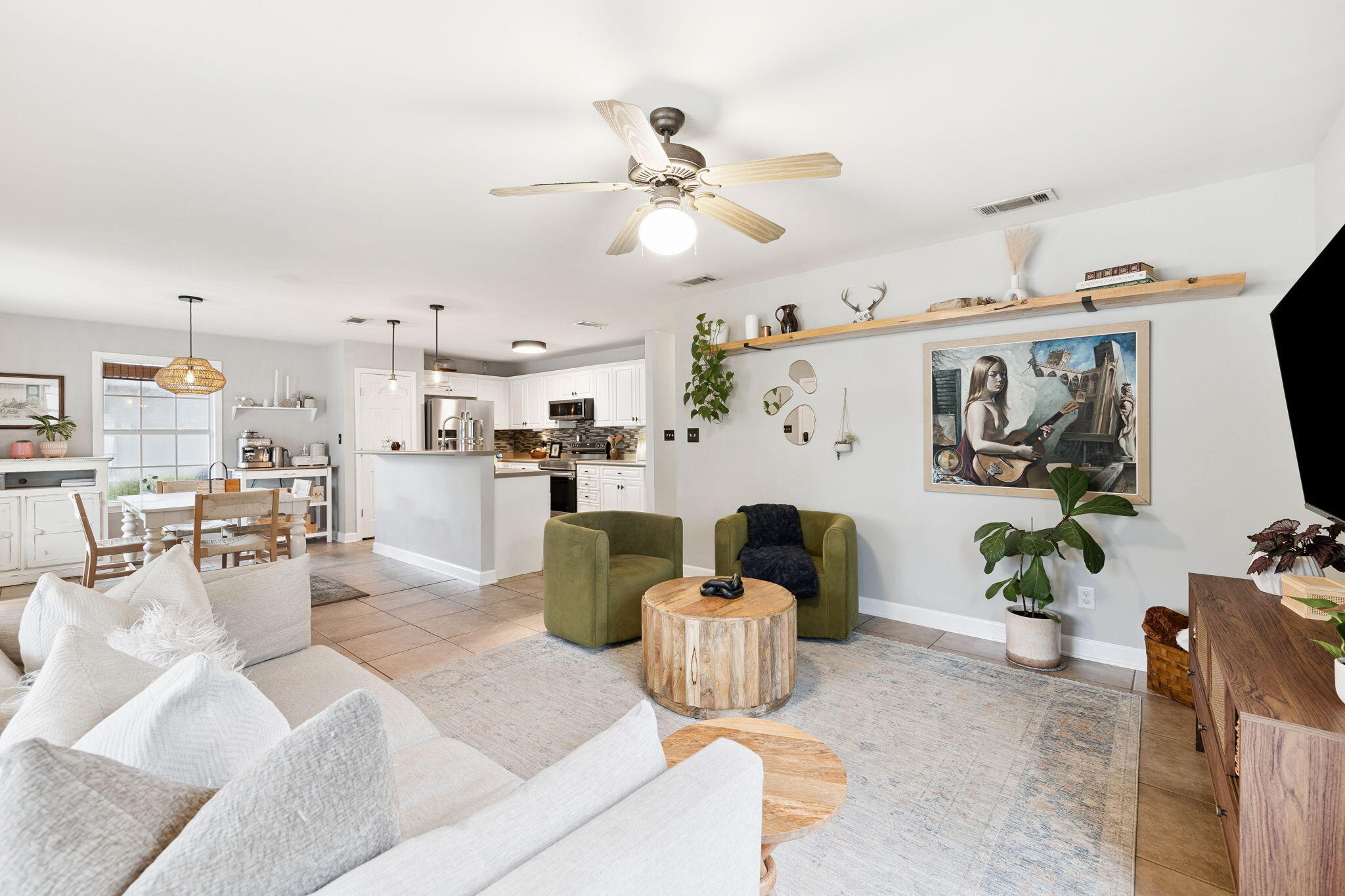 TOWN OF SANTA ROSA - Residential