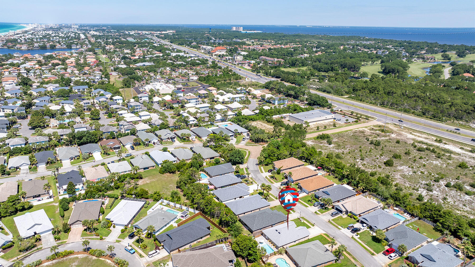 PARADISE RETREAT - Residential