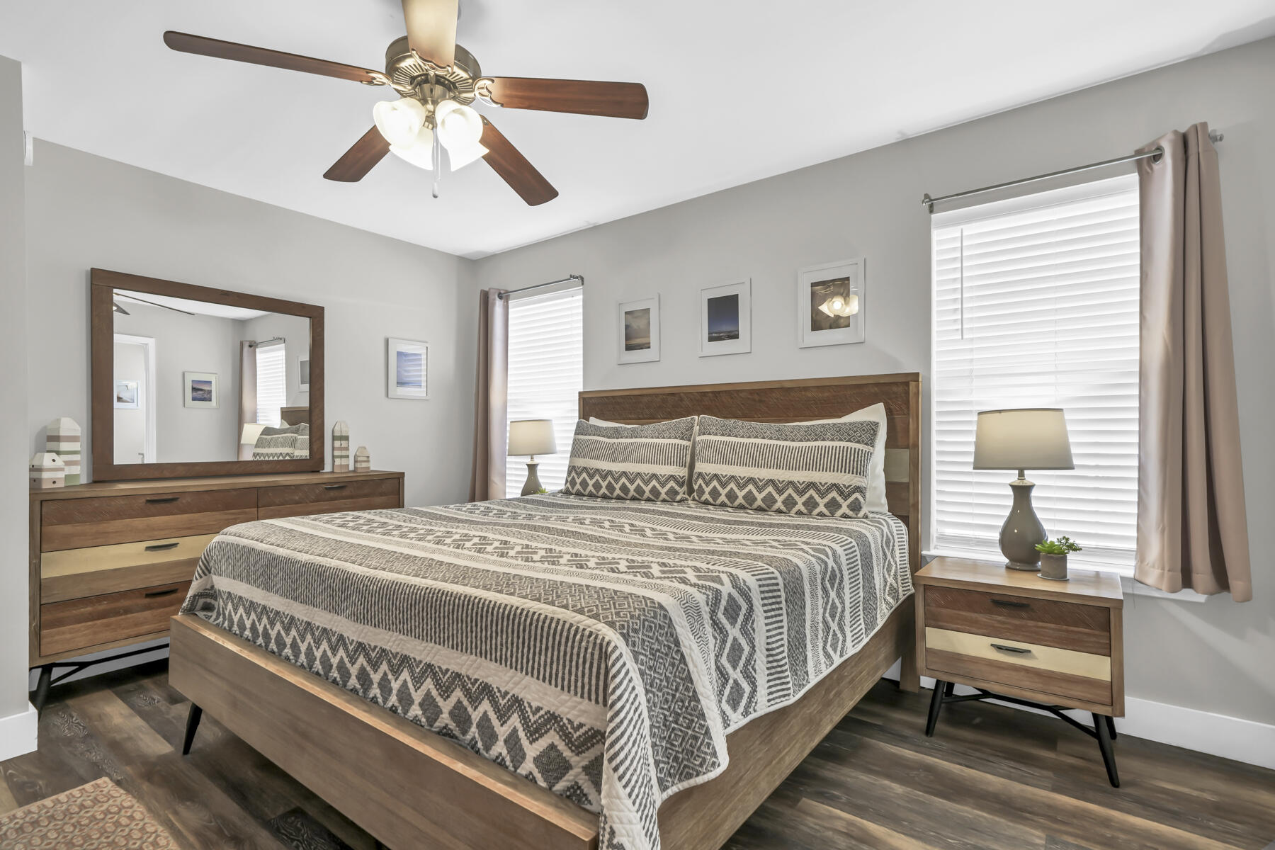 PARADISE RETREAT - Residential