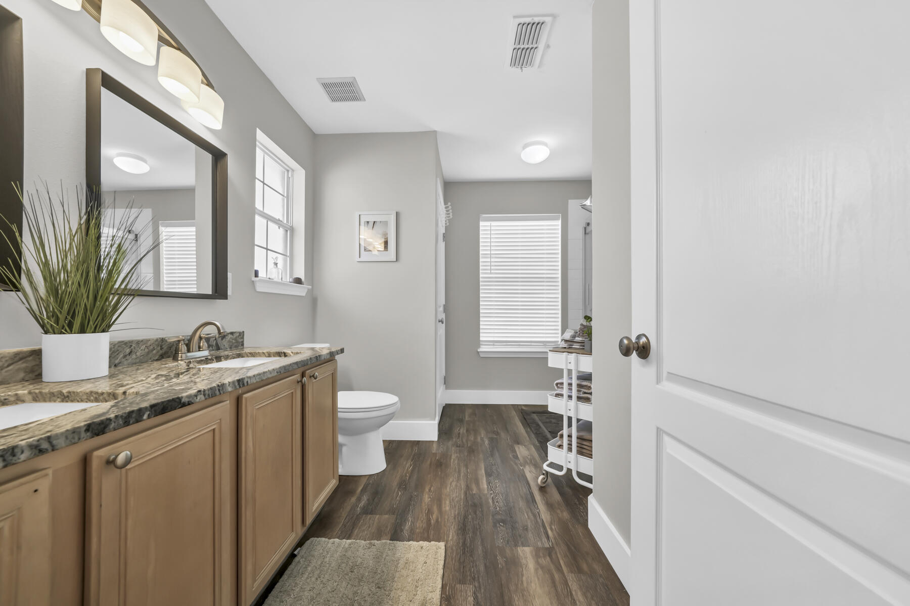 PARADISE RETREAT - Residential