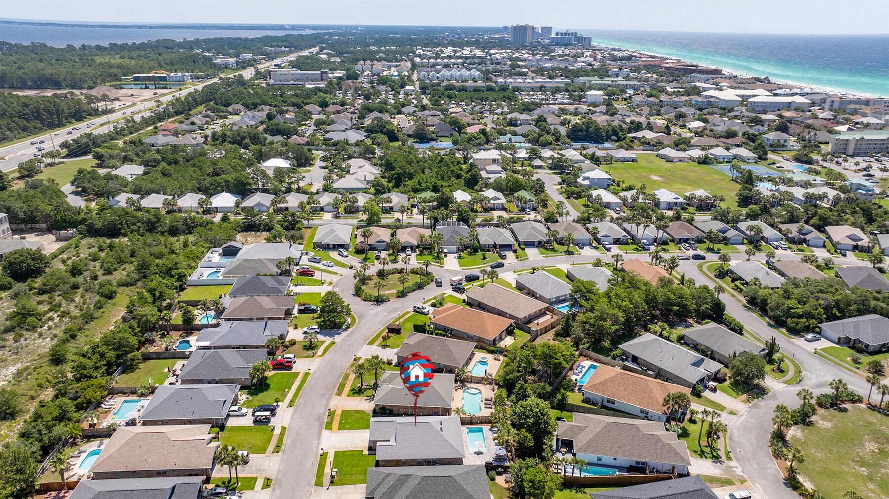 PARADISE RETREAT - Residential