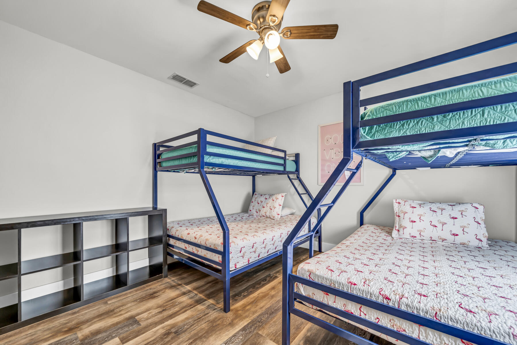 PARADISE RETREAT - Residential