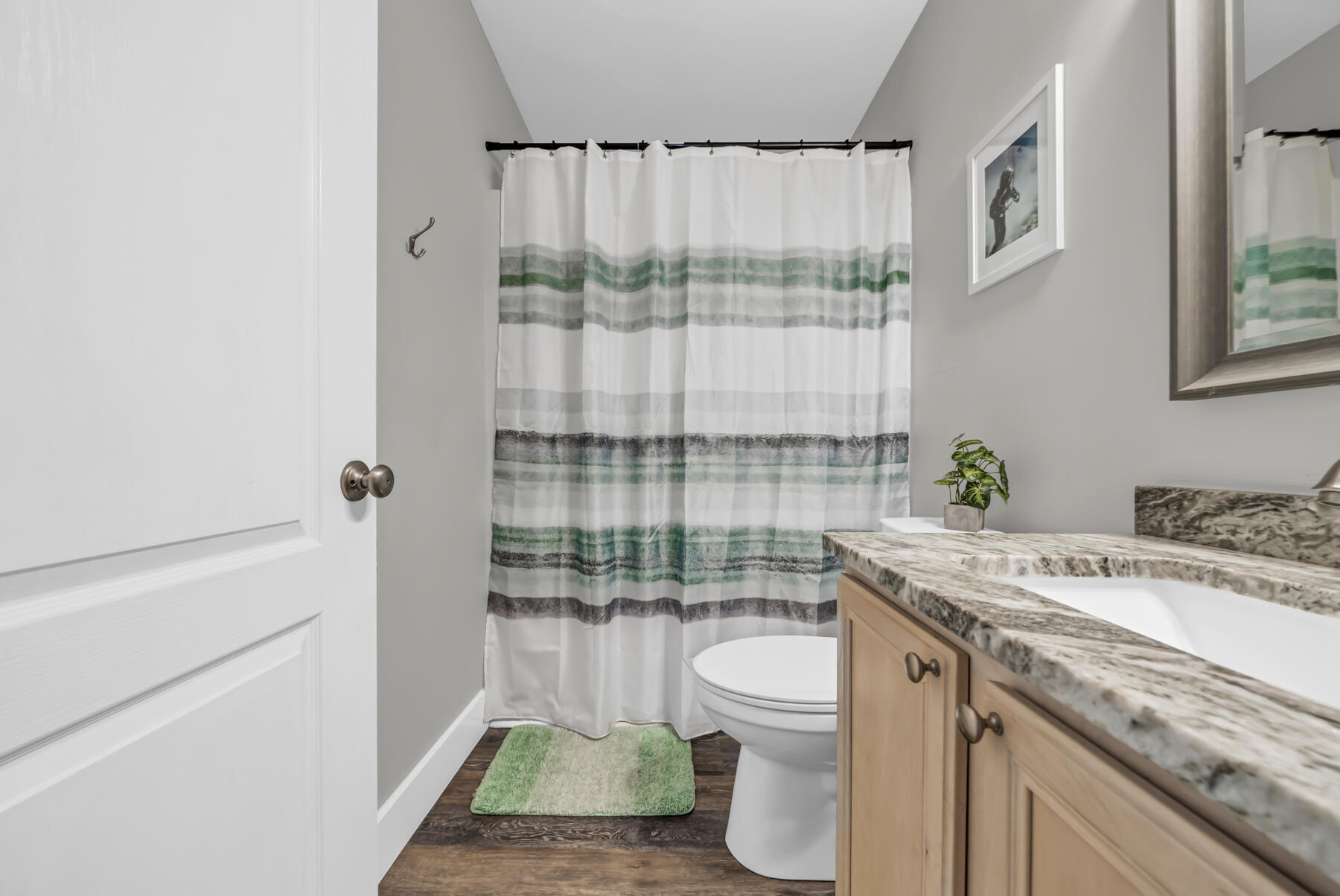 PARADISE RETREAT - Residential