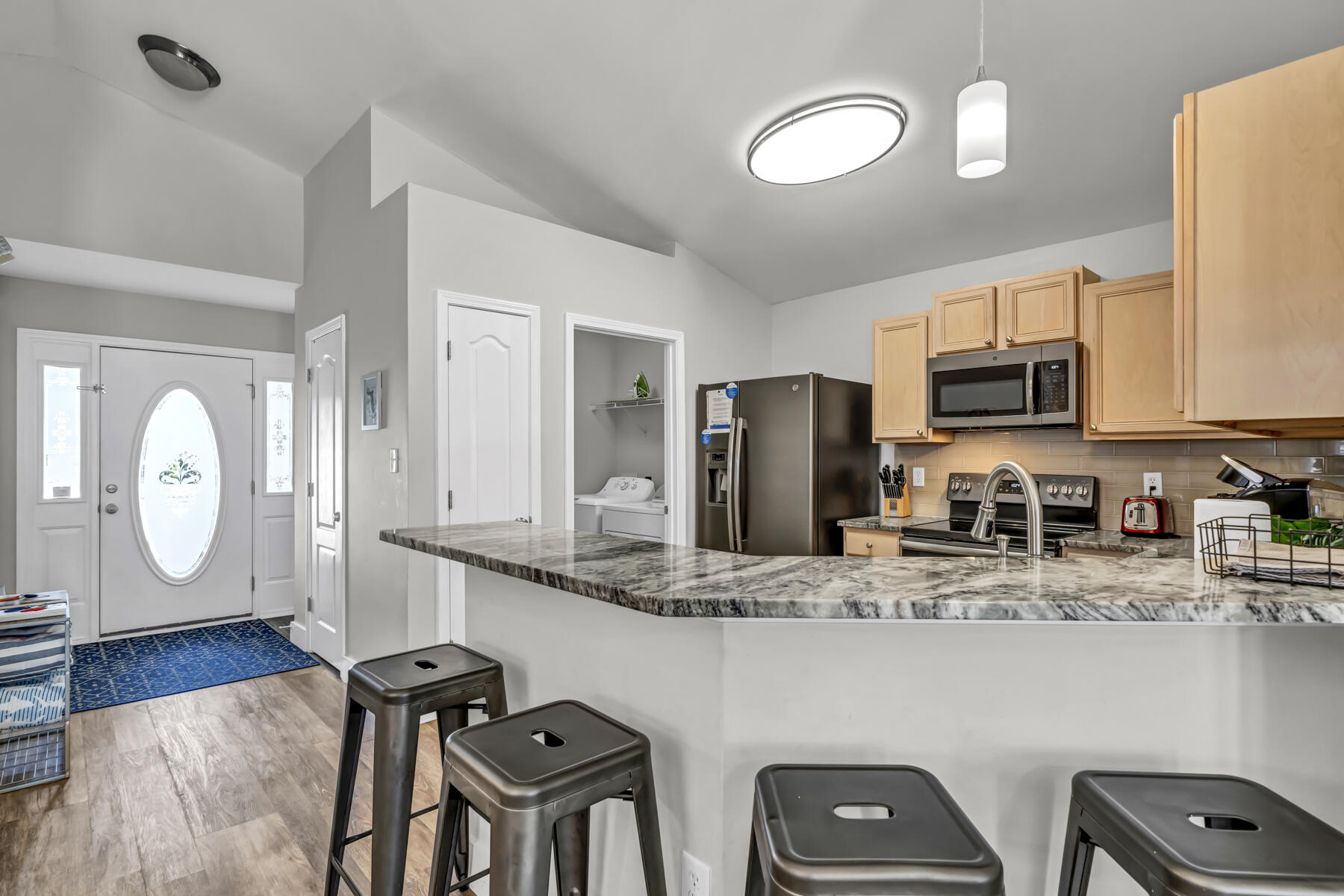 PARADISE RETREAT - Residential