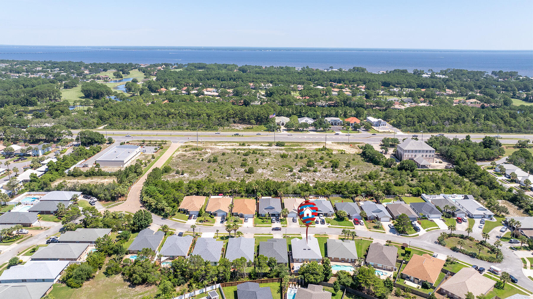 PARADISE RETREAT - Residential