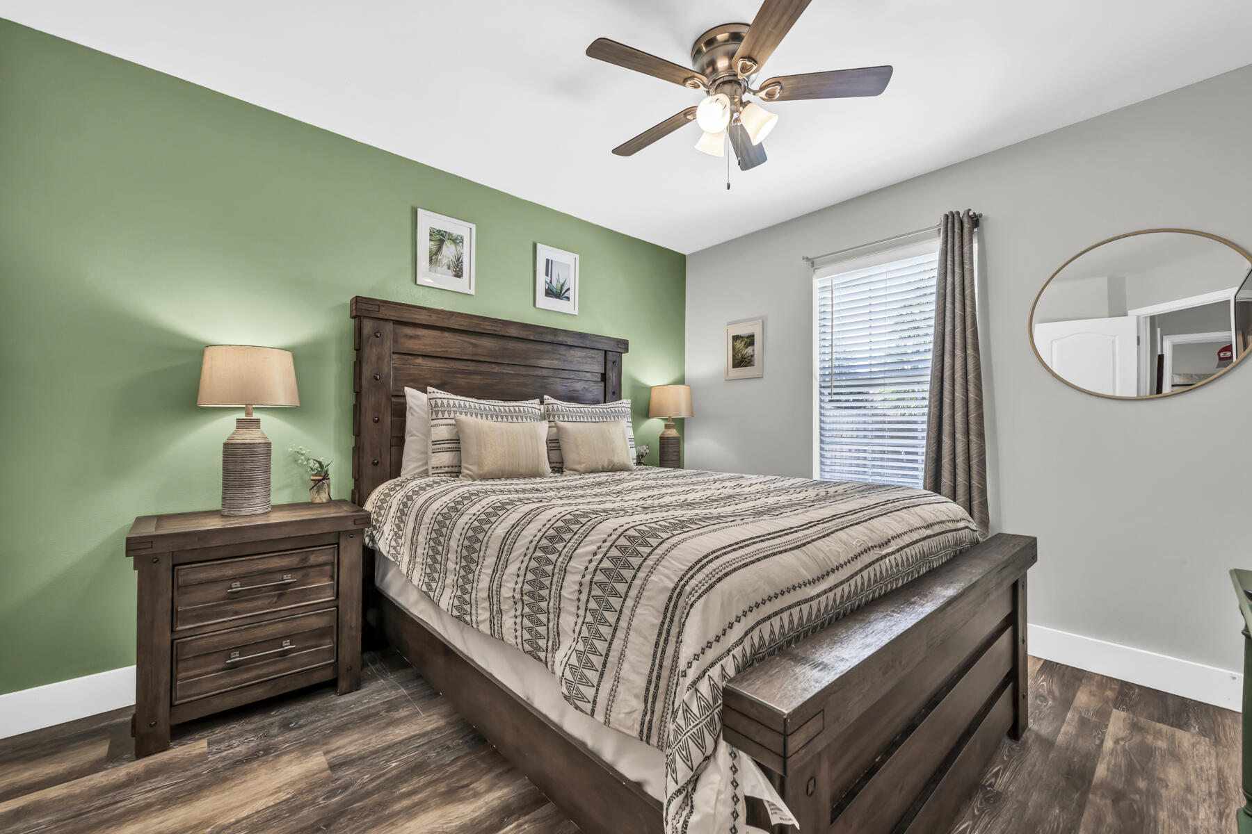 PARADISE RETREAT - Residential