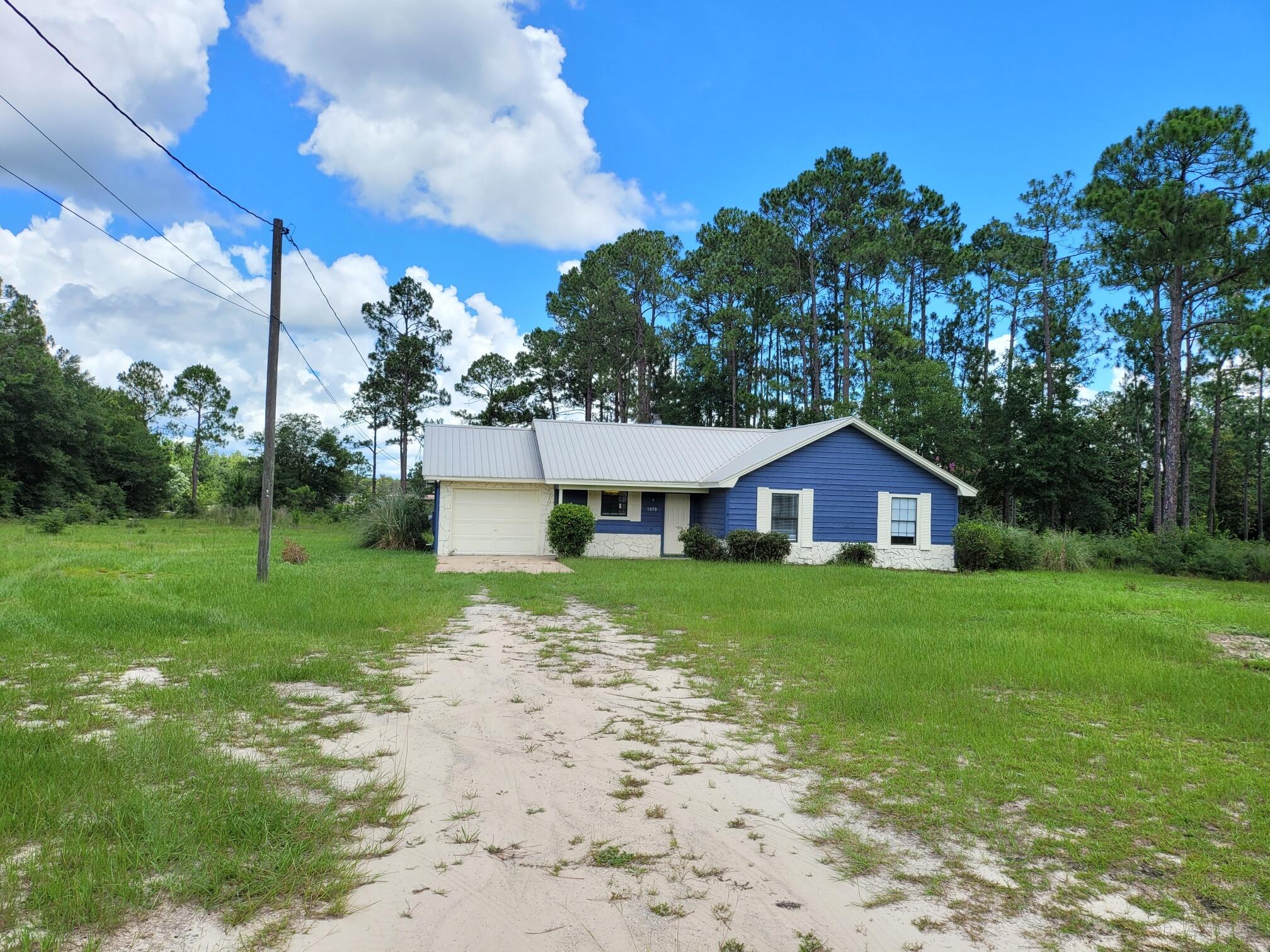 IMPERIAL LAKES - Residential