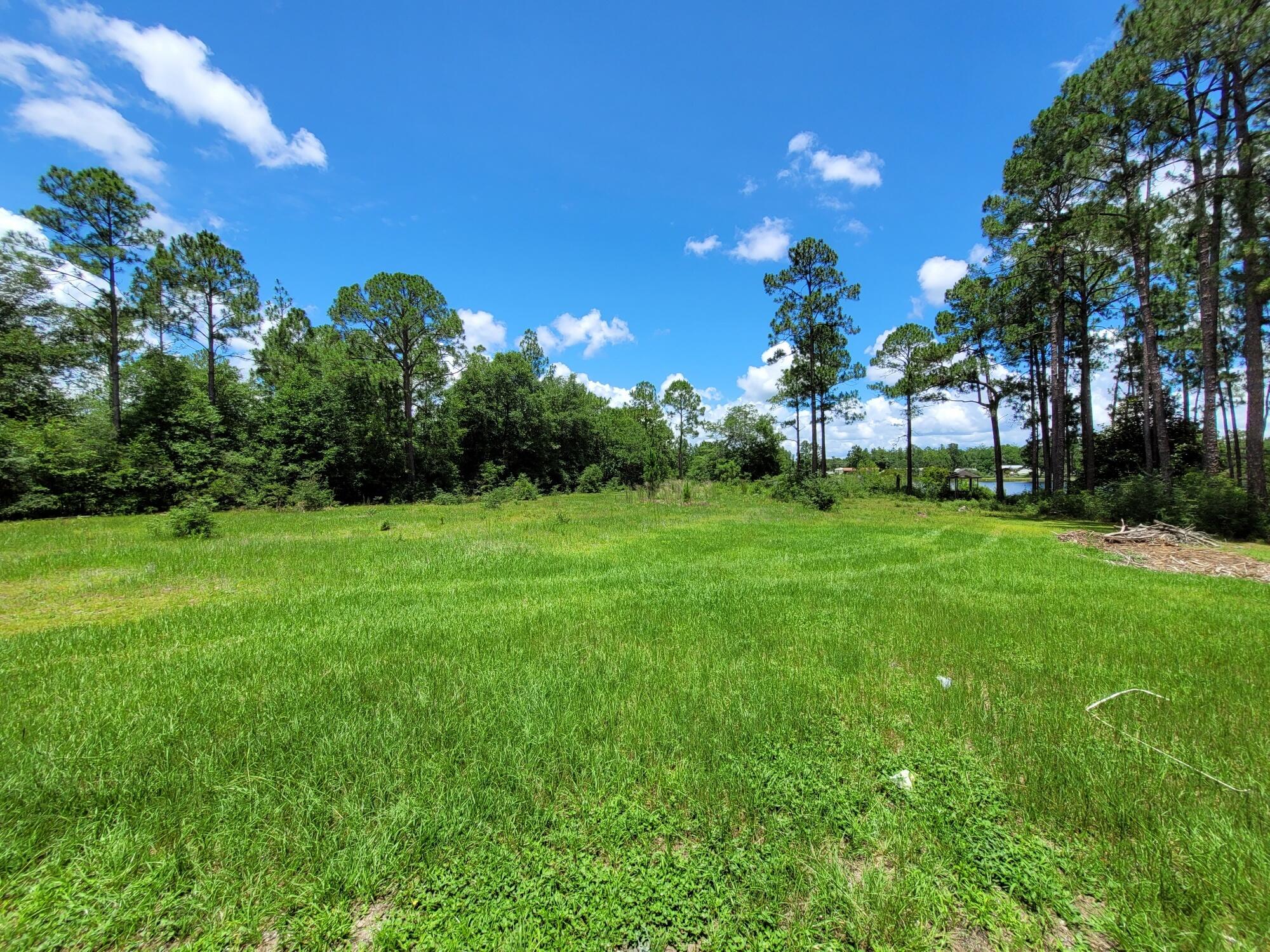 IMPERIAL LAKES - Residential