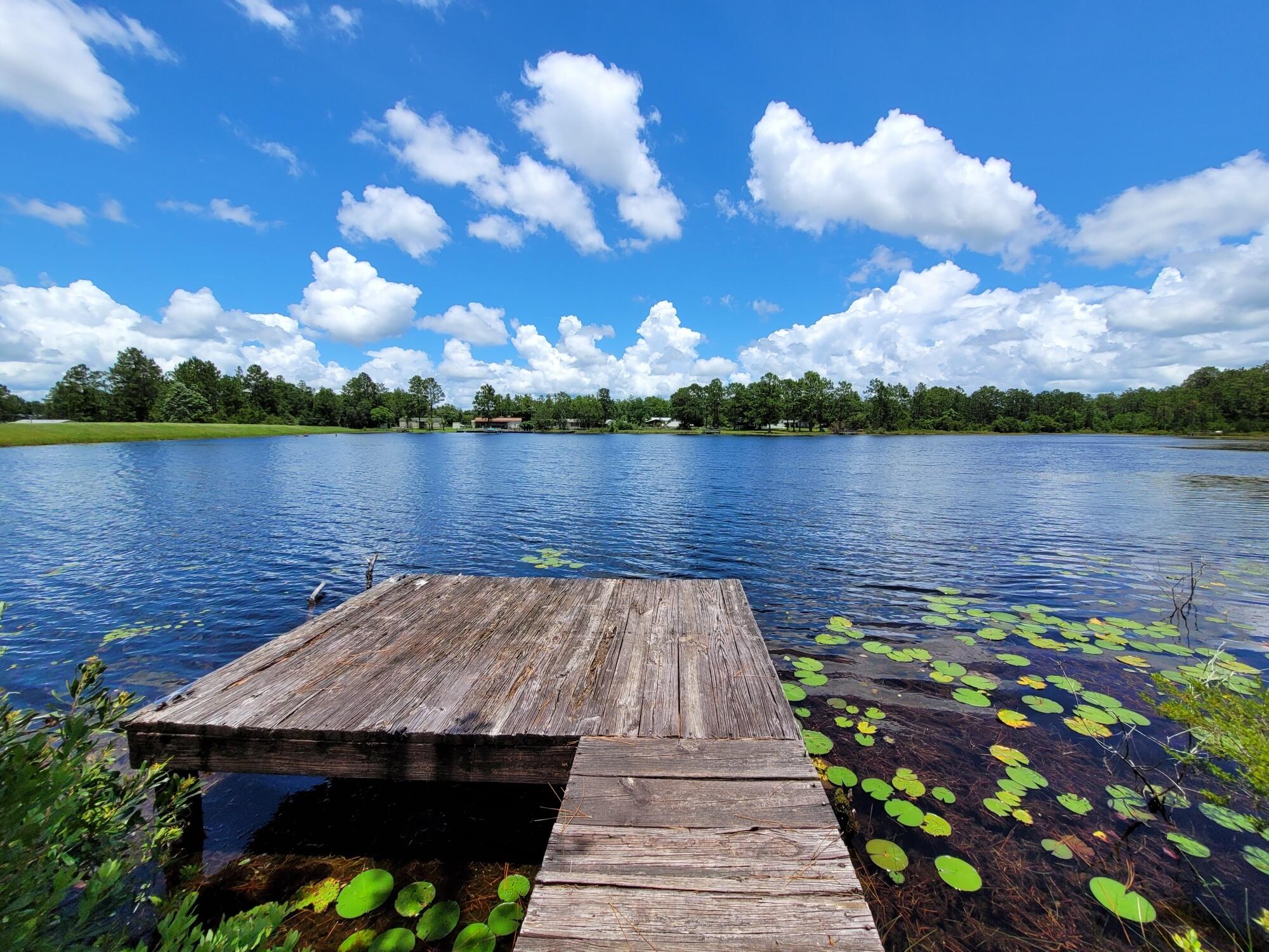 IMPERIAL LAKES - Residential