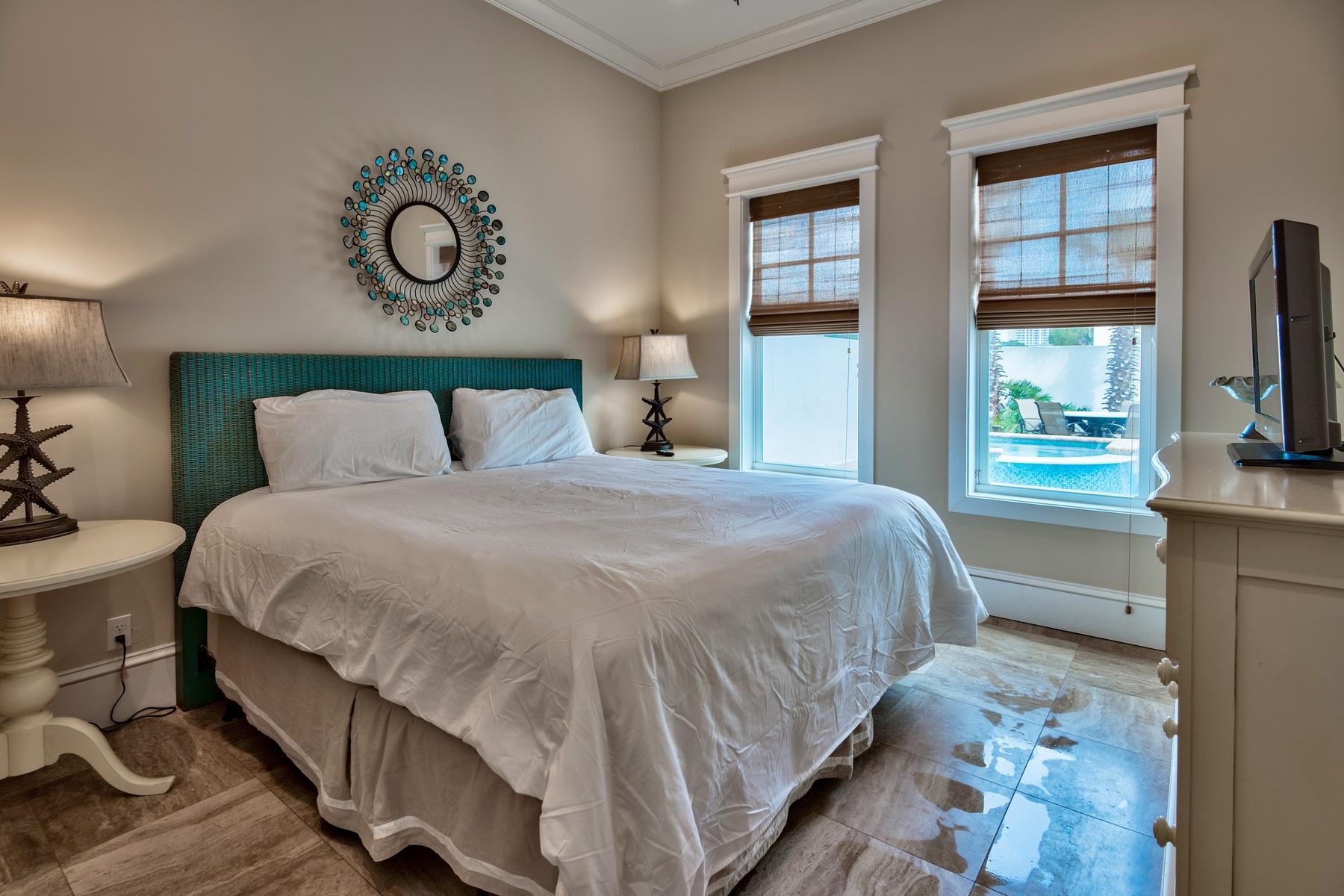 FRANGISTA BEACH 1ST ADDN - Residential
