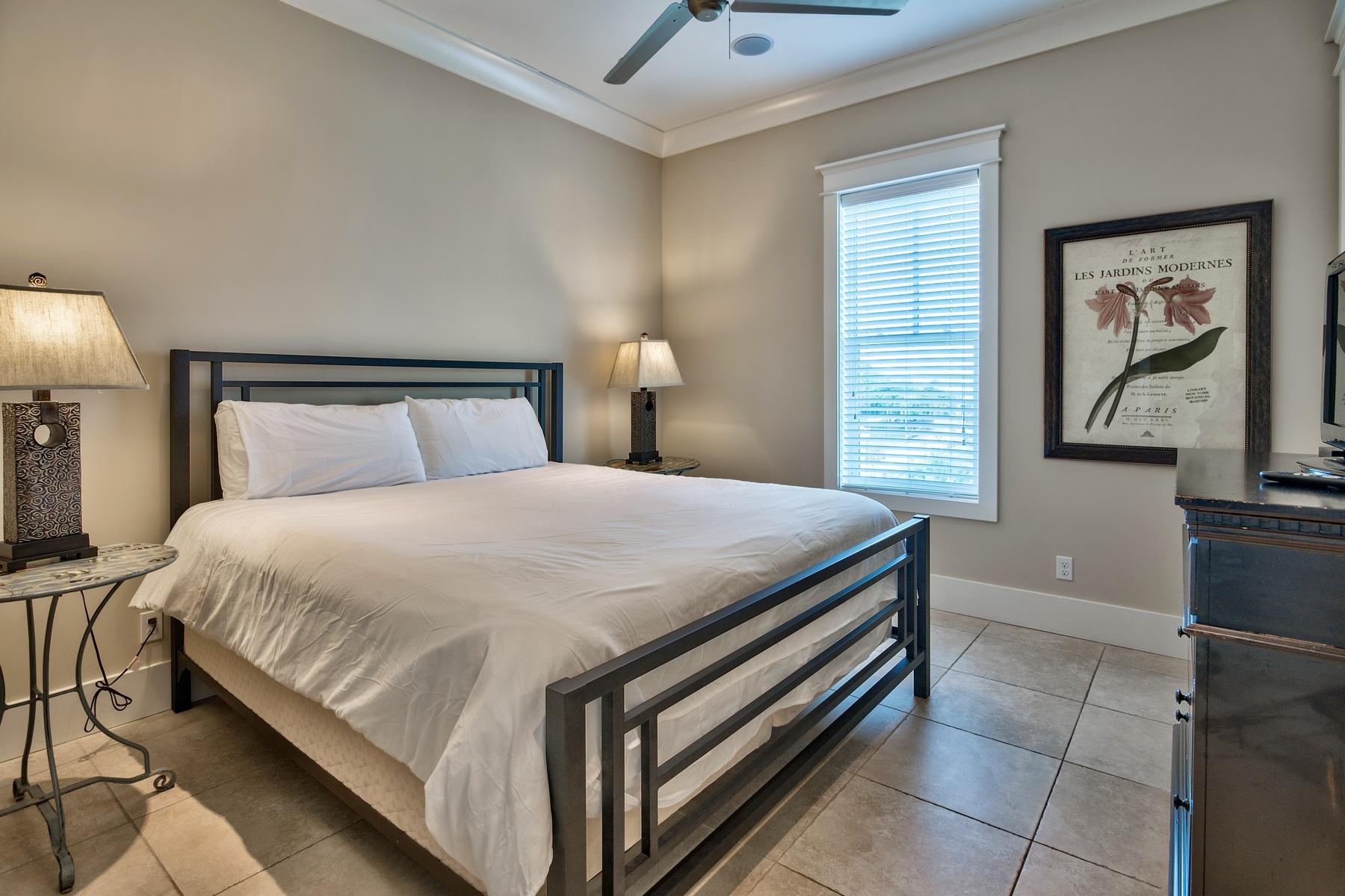 FRANGISTA BEACH 1ST ADDN - Residential